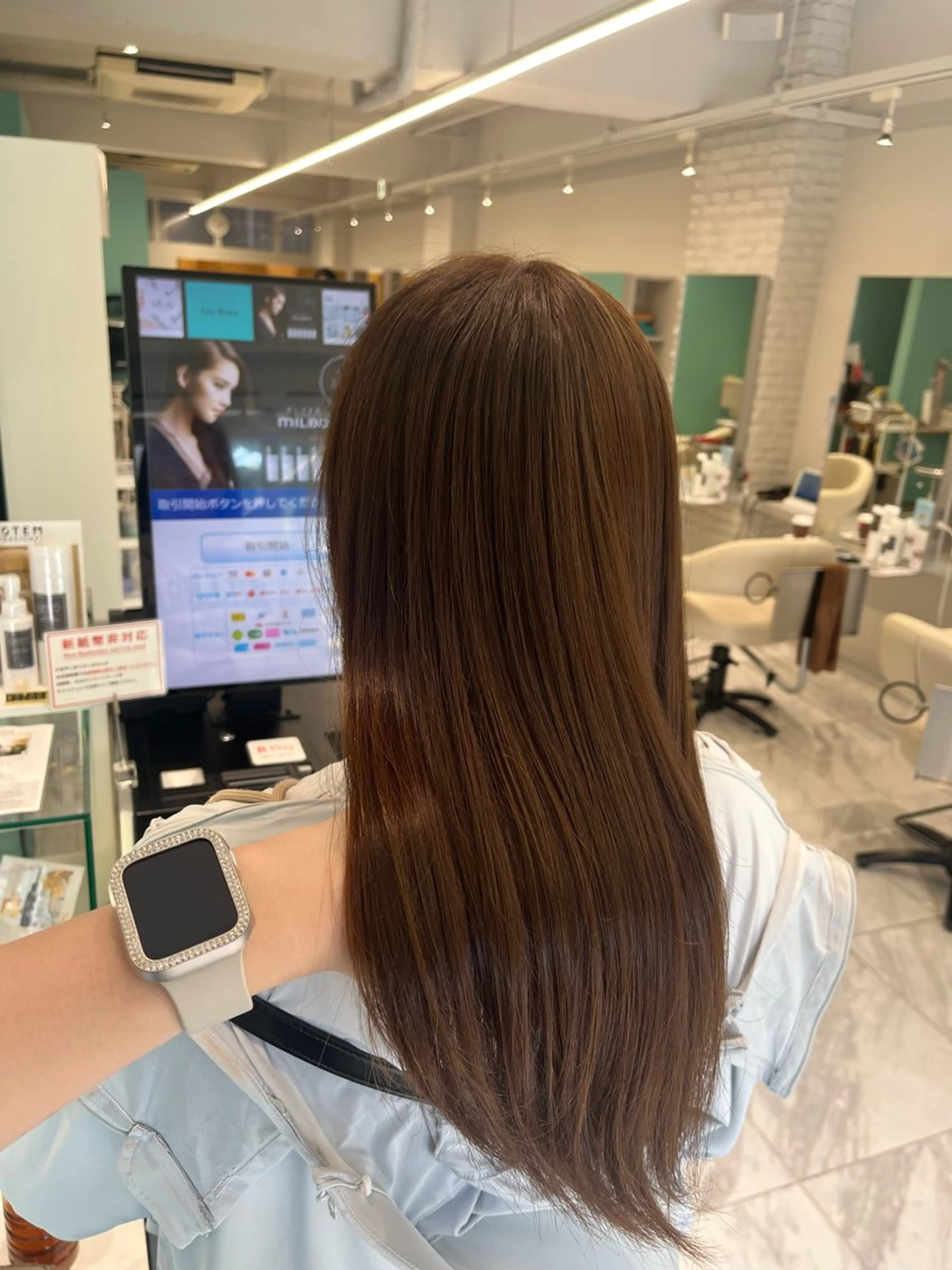 ロング Lee 堀江所属・Lee堀江 Yuuhaのヘアスタイル