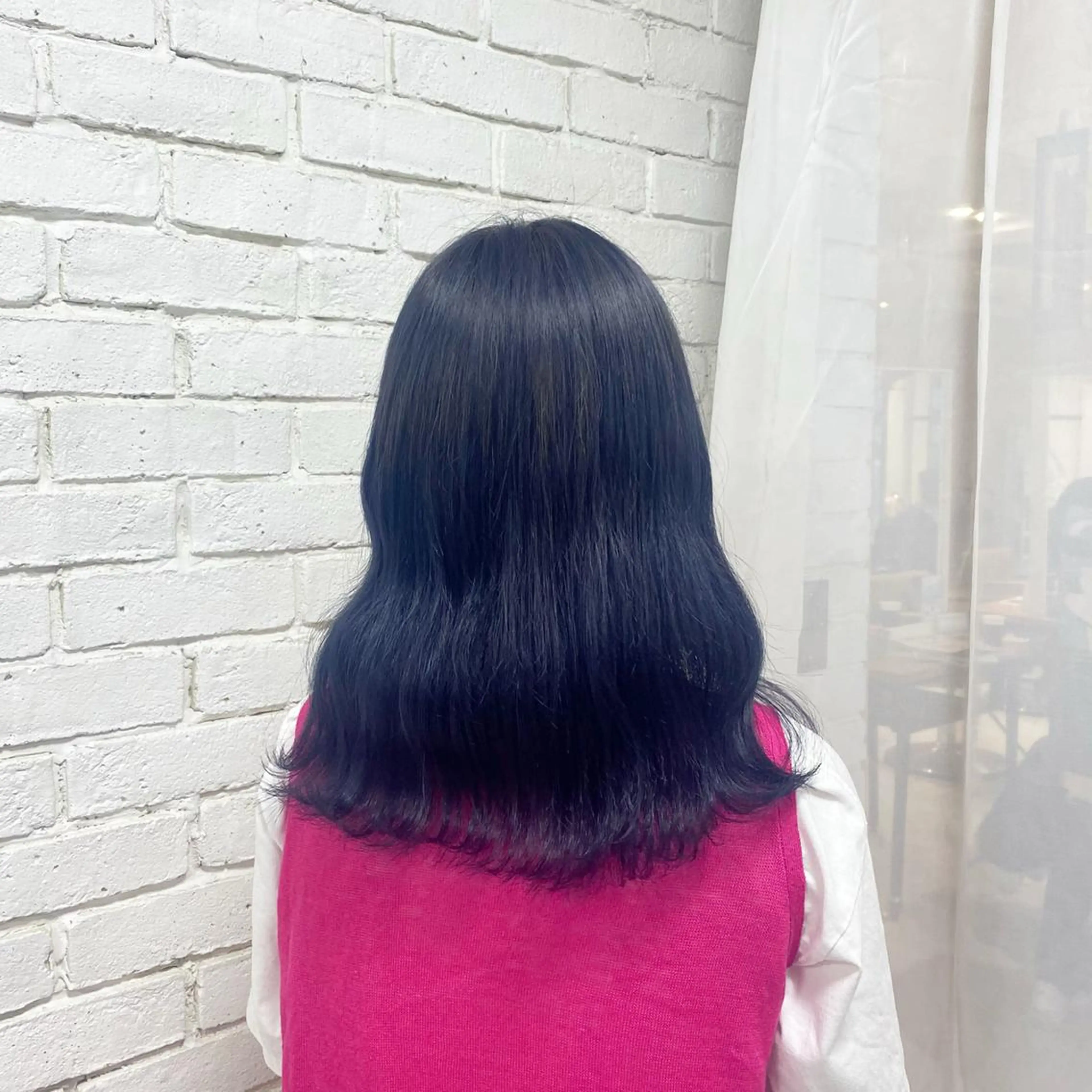 カラー ブリーチ ネイビーカラー nameless所属・韓国・網紅 🦋HONOKA🦋のヘアスタイル