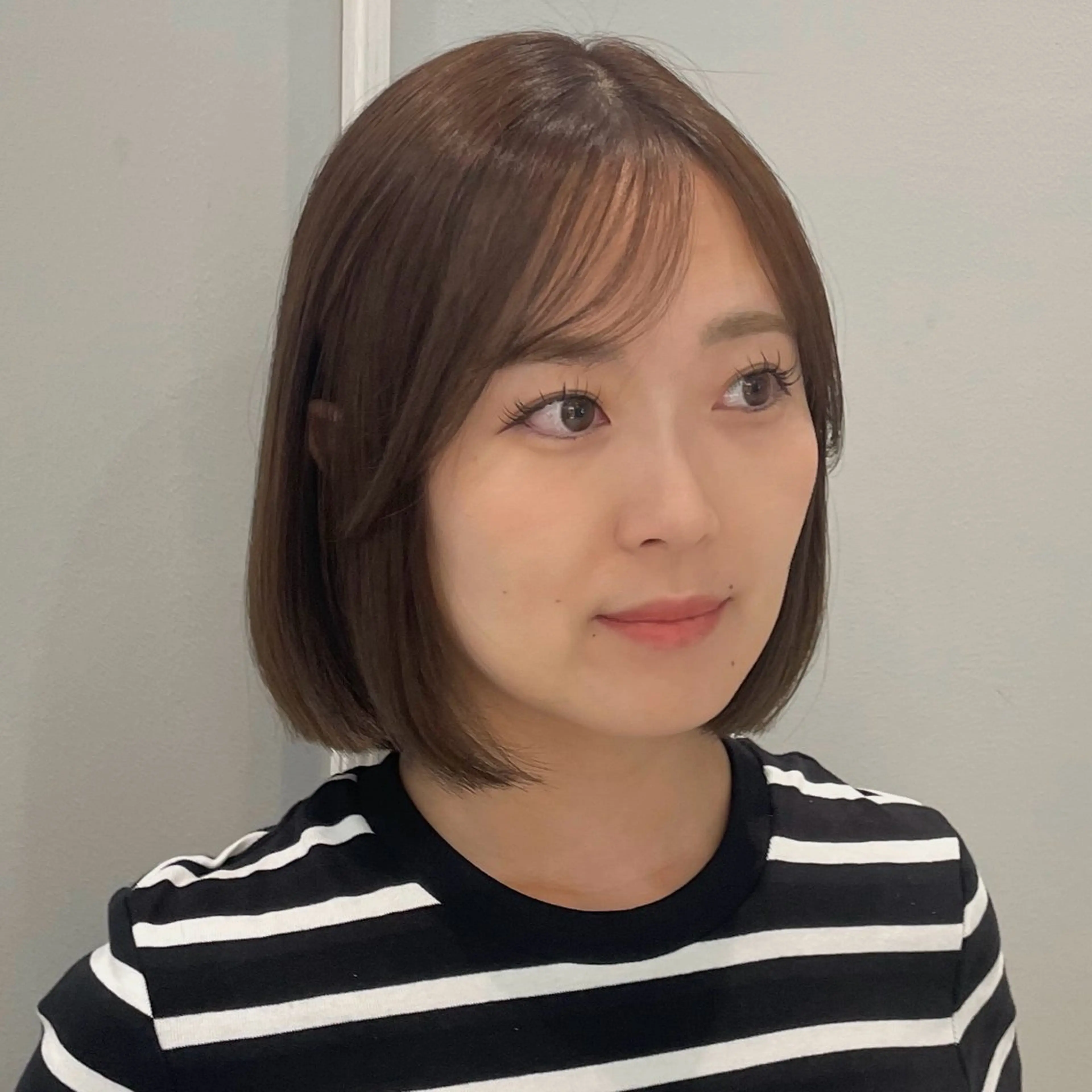 ショート ボブ カット ヘアカラー トリートメント 🩶赤み消しカラー 🐈‍⬛荻野美思🐾のヘアスタイル