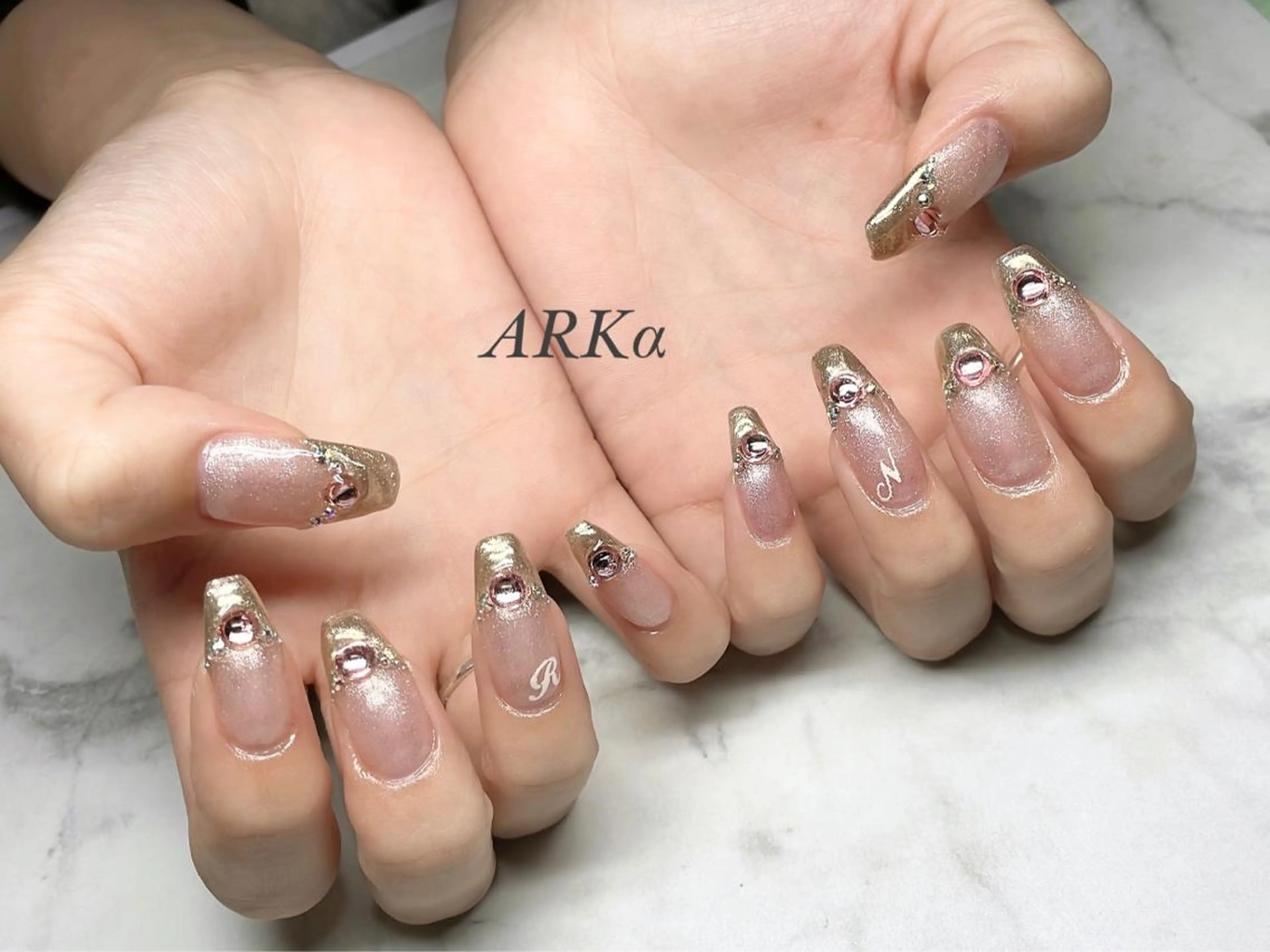 ネイル マグネットネイル ミラーネイル ハンドネイル ARKα Nishiのネイルデザイン