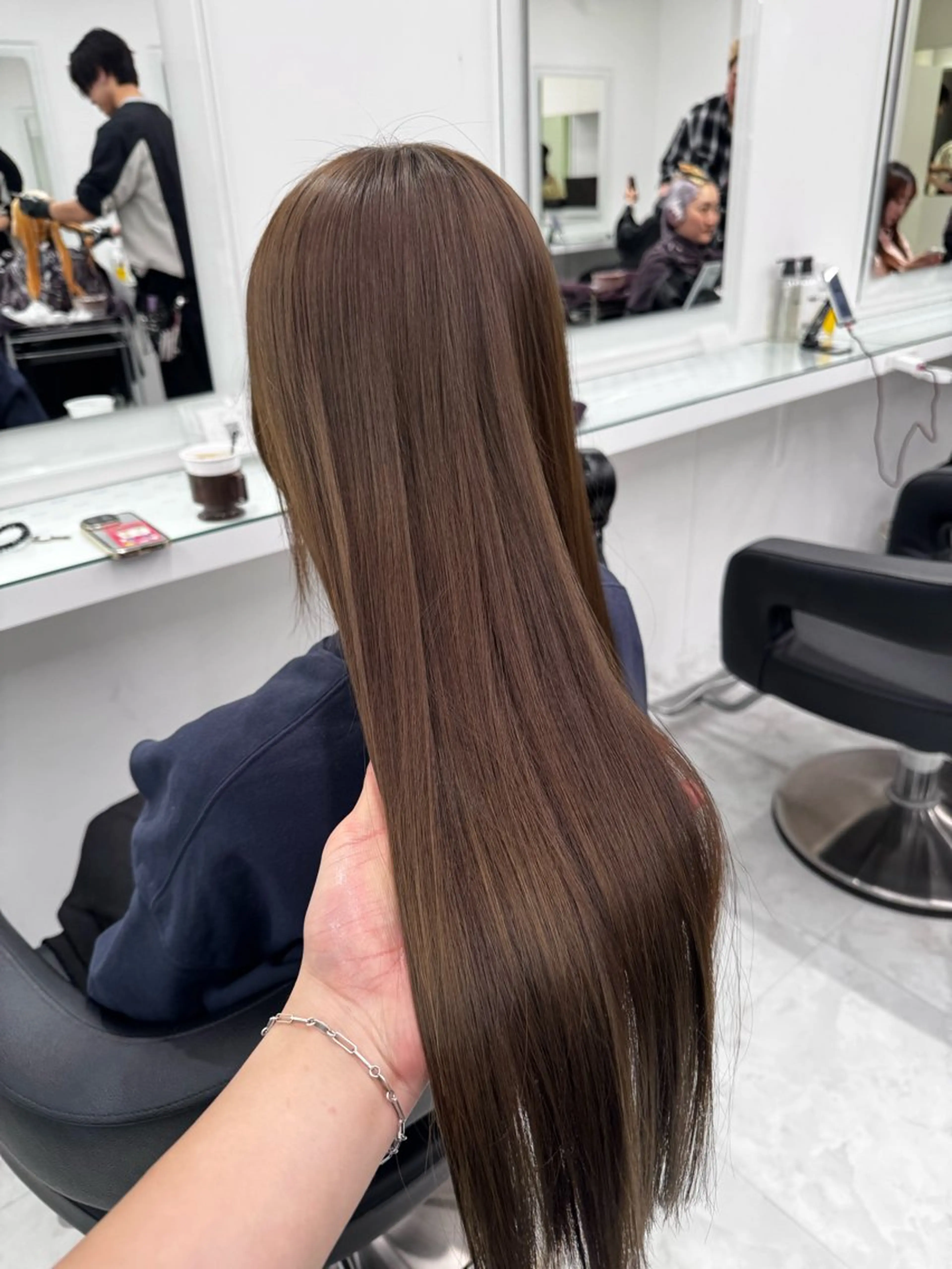 ロング カラー ヘアアレンジ ヘアカラー トリートメント ヘッドスパ ヘアセット ‎🤍モテ髪作ります 🤍ゆうと🤍のヘアスタイル