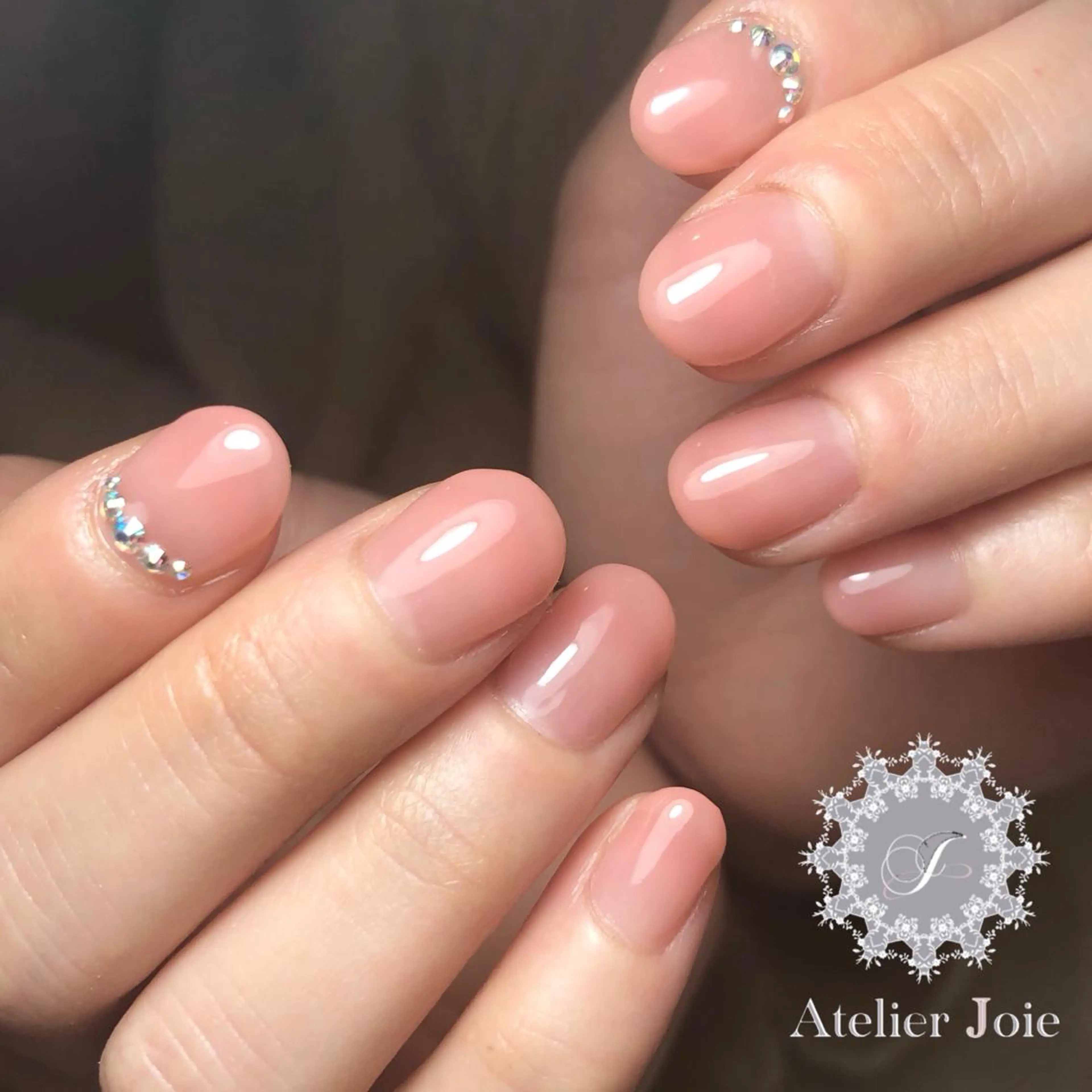 ネイル アートネイル ジェルネイル グラデーション ストーンネイル Nail salon アトリエジョワ 金山のネイルデザイン