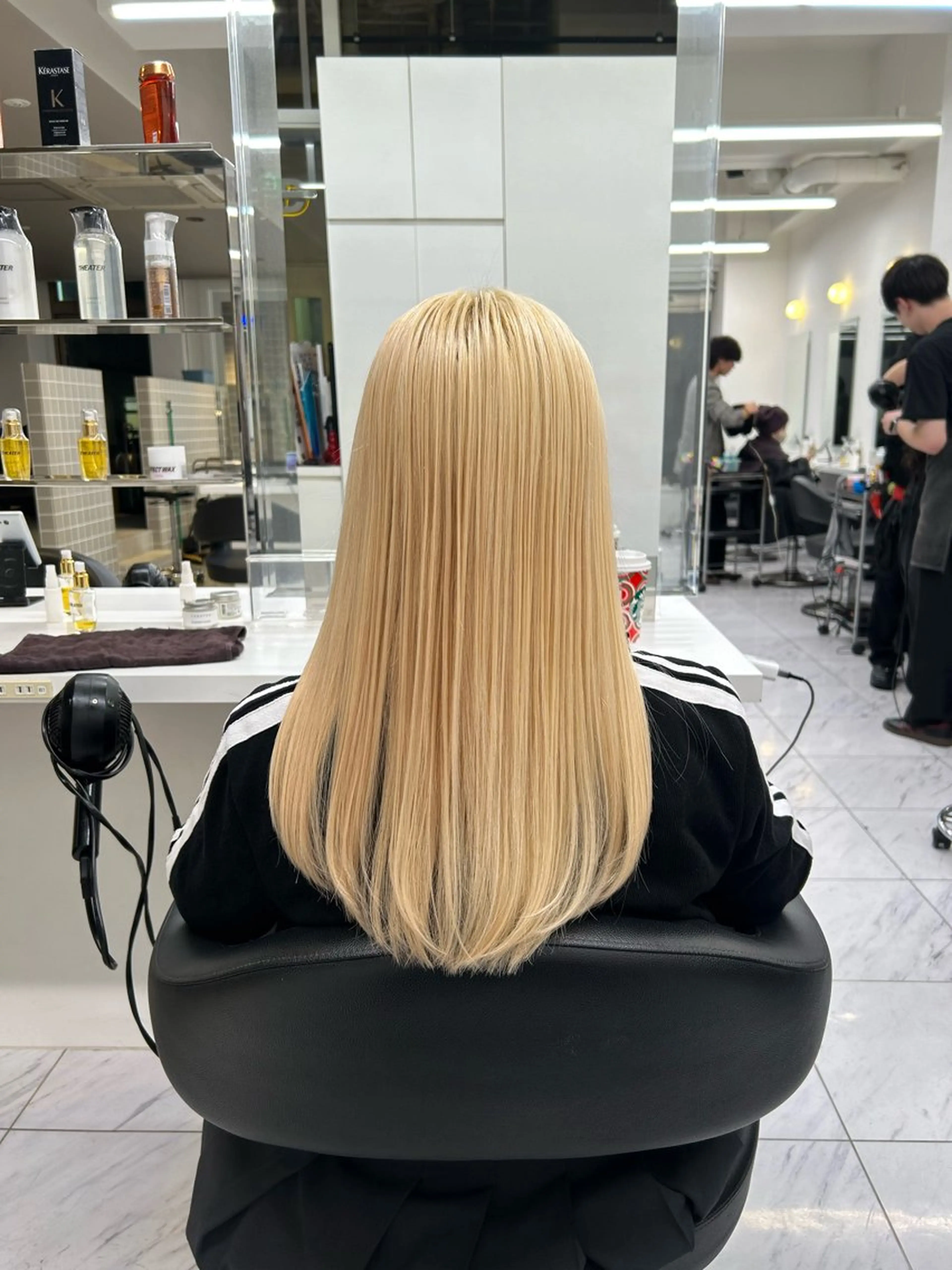 ロング カラー ヘアカラー 韓国ヘア暗髪 ダブルカラーメンズ可のヘアスタイル