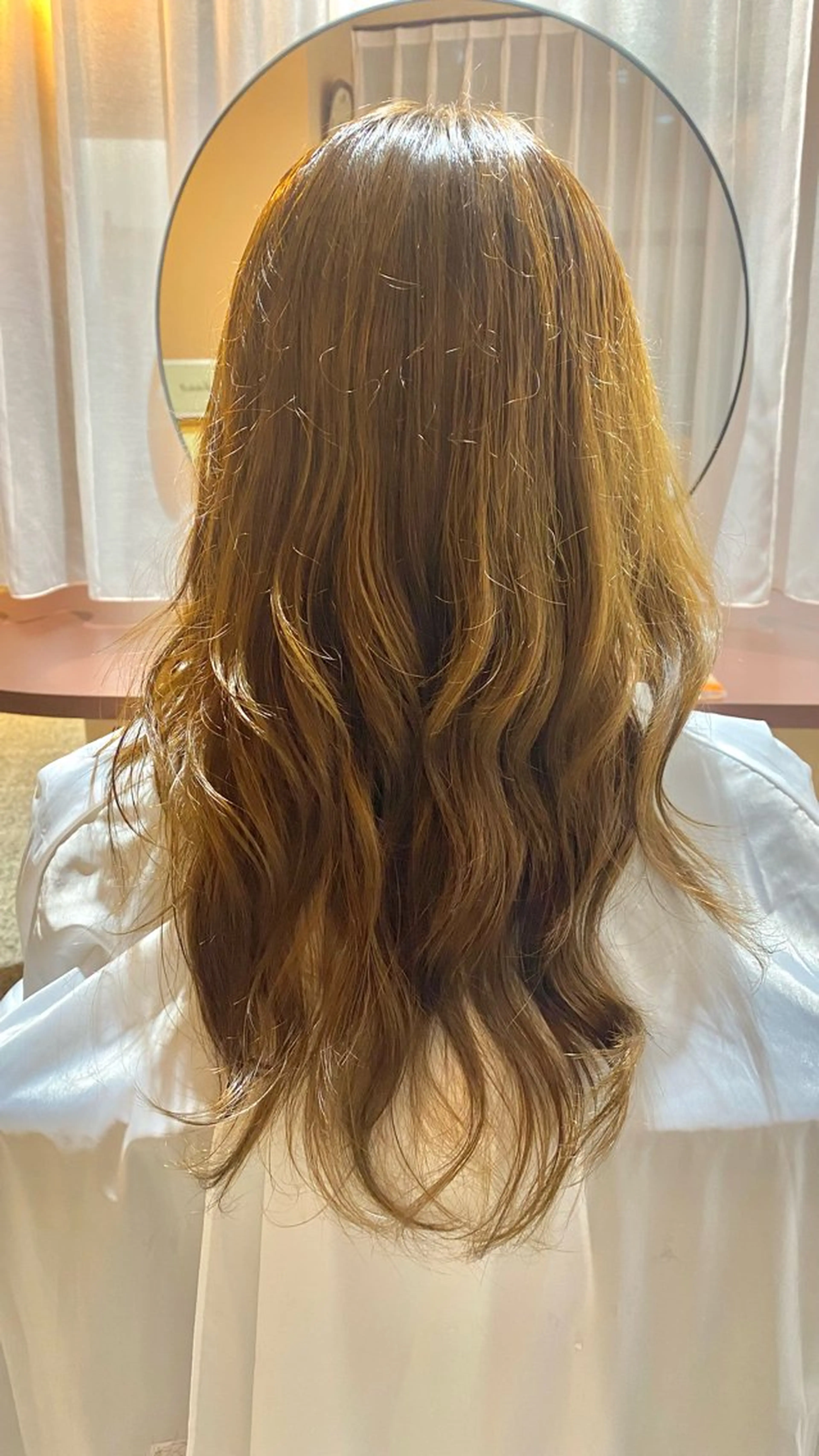 ロング ヘアカラー YOKE所属・ななか /カラーモデル募集中のヘアスタイル