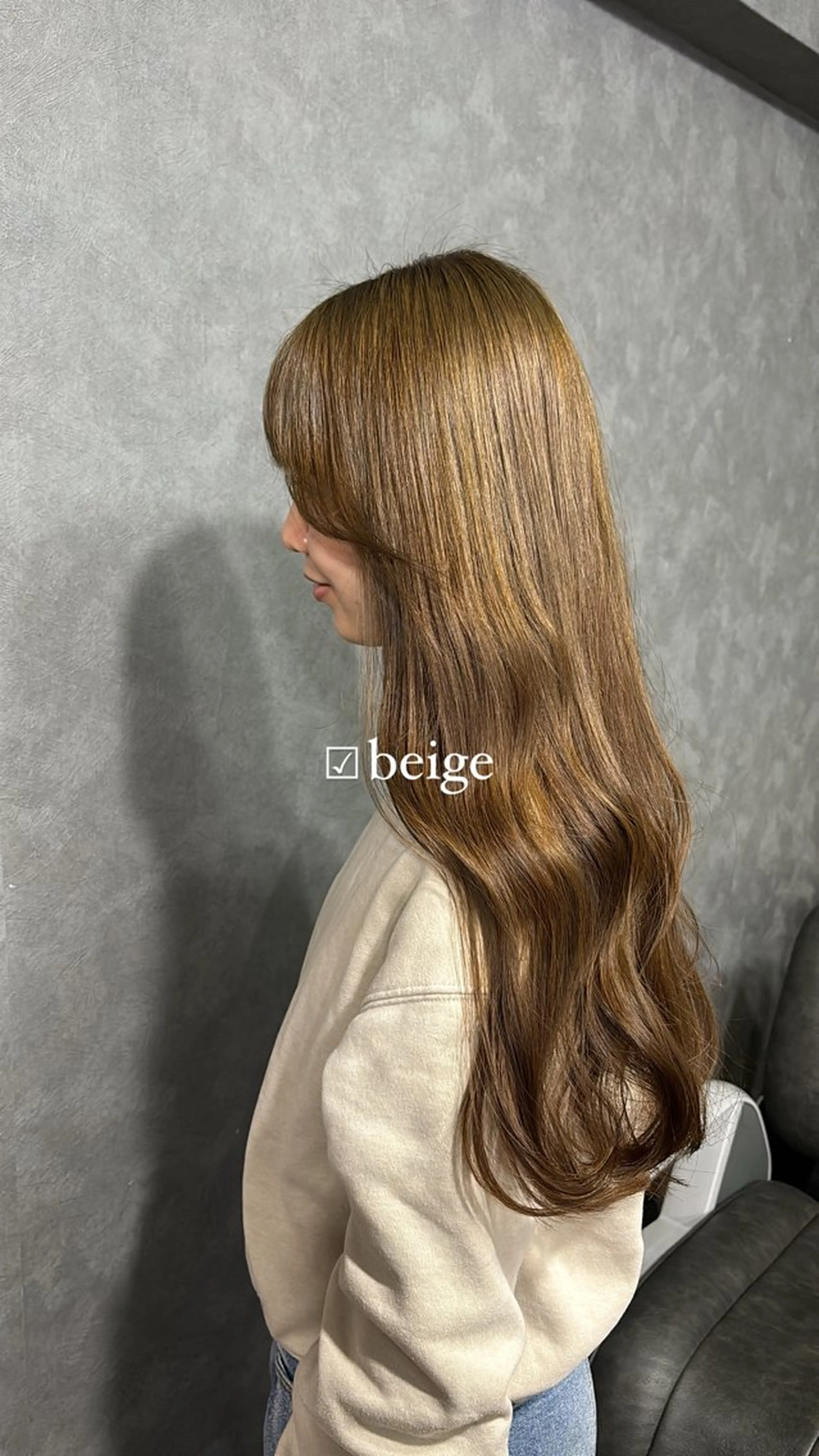 ロング カラー ベージュカラー カット ヘアカラー トリートメント chouette/ 根本優希のヘアスタイル