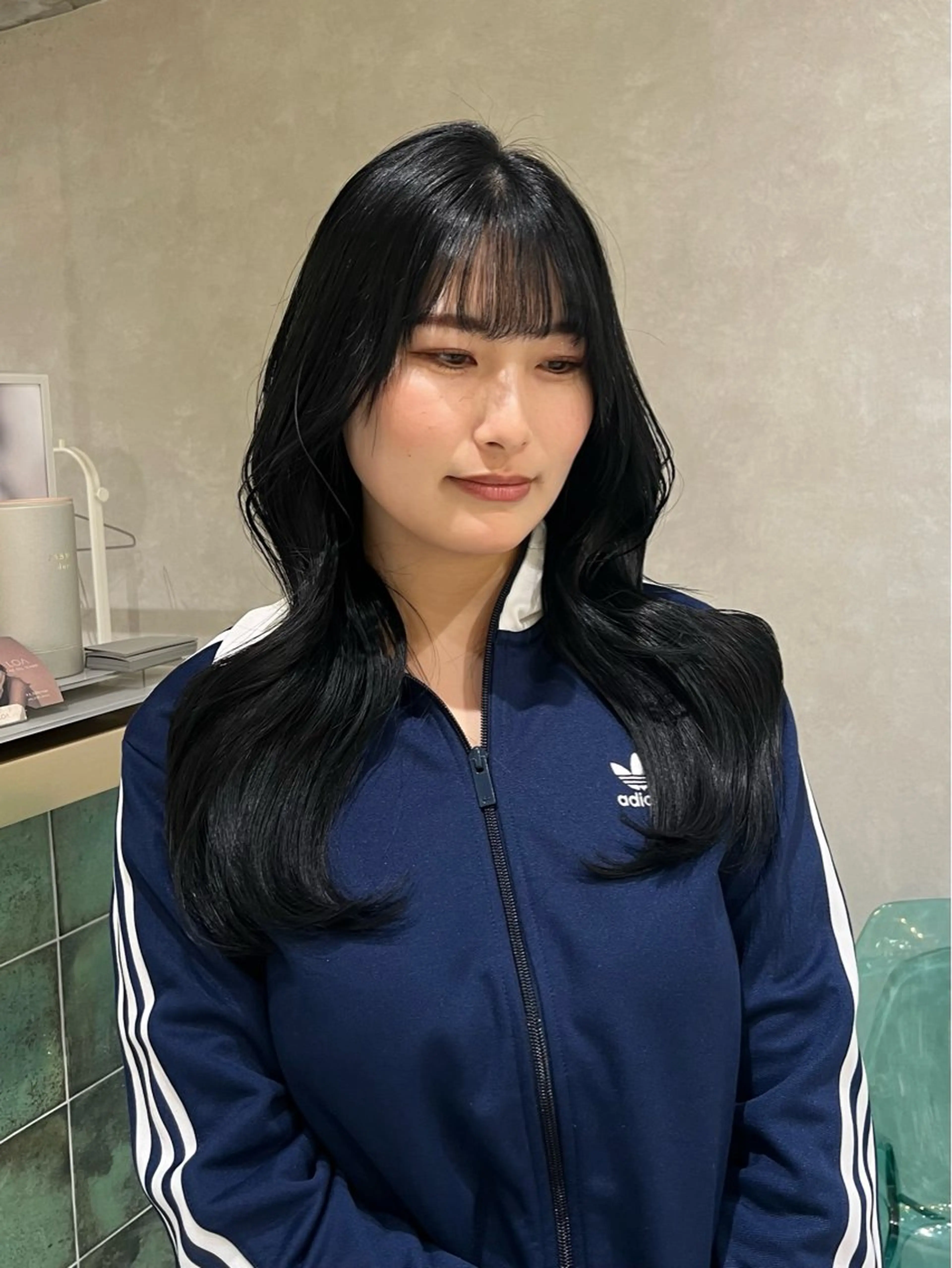 セミロング ヘアカラー トリートメント ヘアセット 韓国風艶カラー 🇰🇷🩶/REIのヘアスタイル