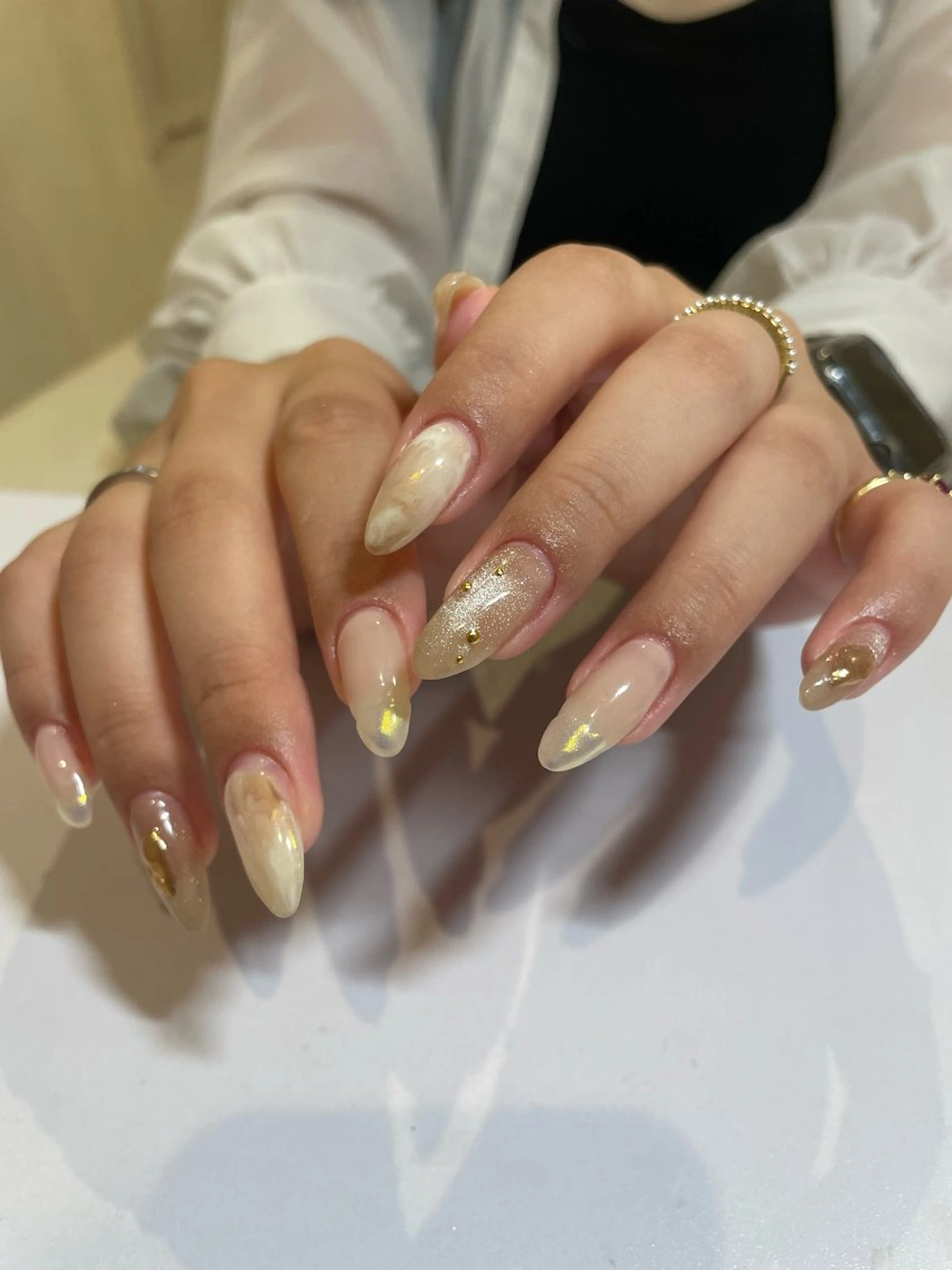 ネイル ニュアンスネイル Nail　AVANCE.  西梅田店所属・岡崎 雪月のネイルデザイン