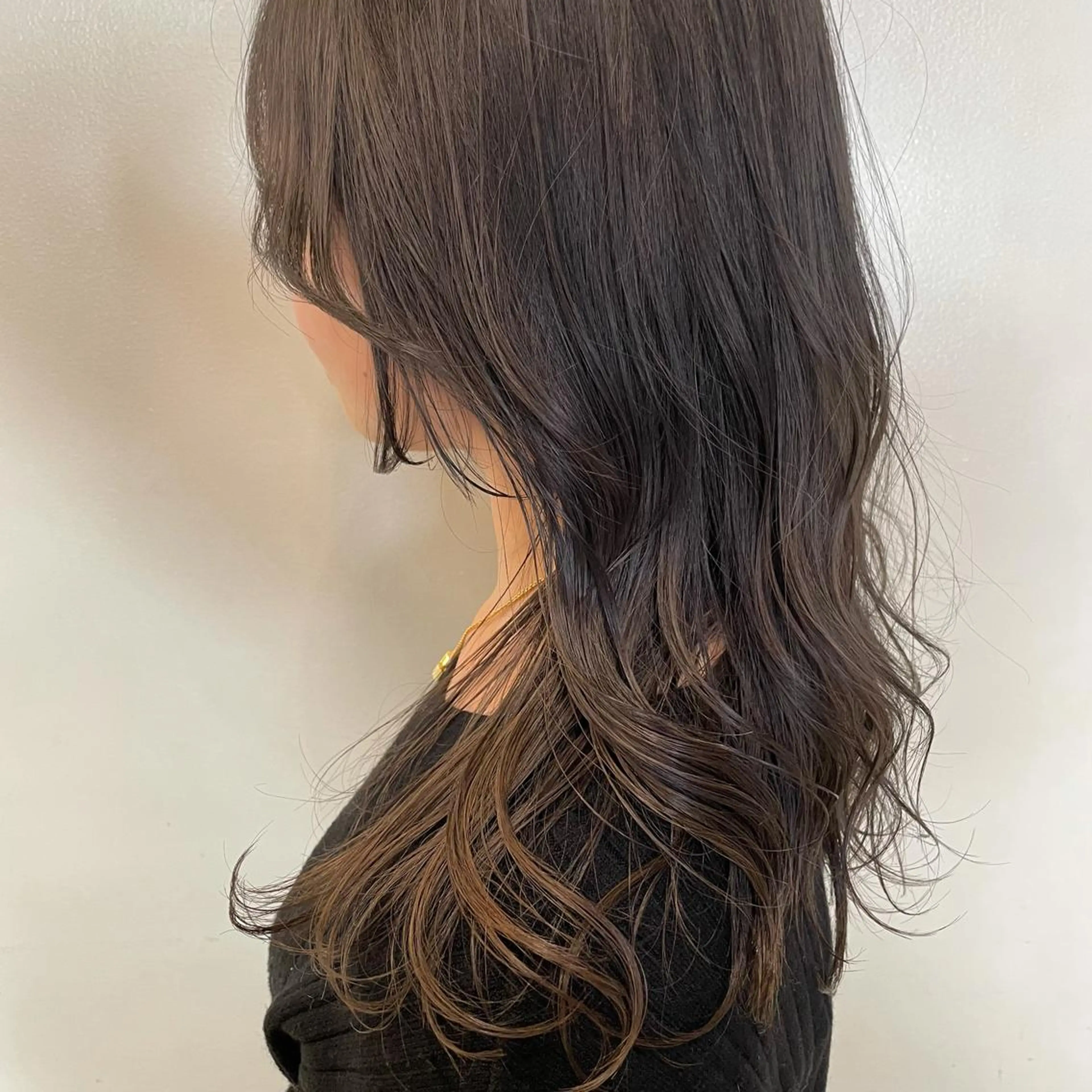 セミロング カラー カット ヘアカラー トリートメント 心斎橋 美髪職人　近江のヘアスタイル