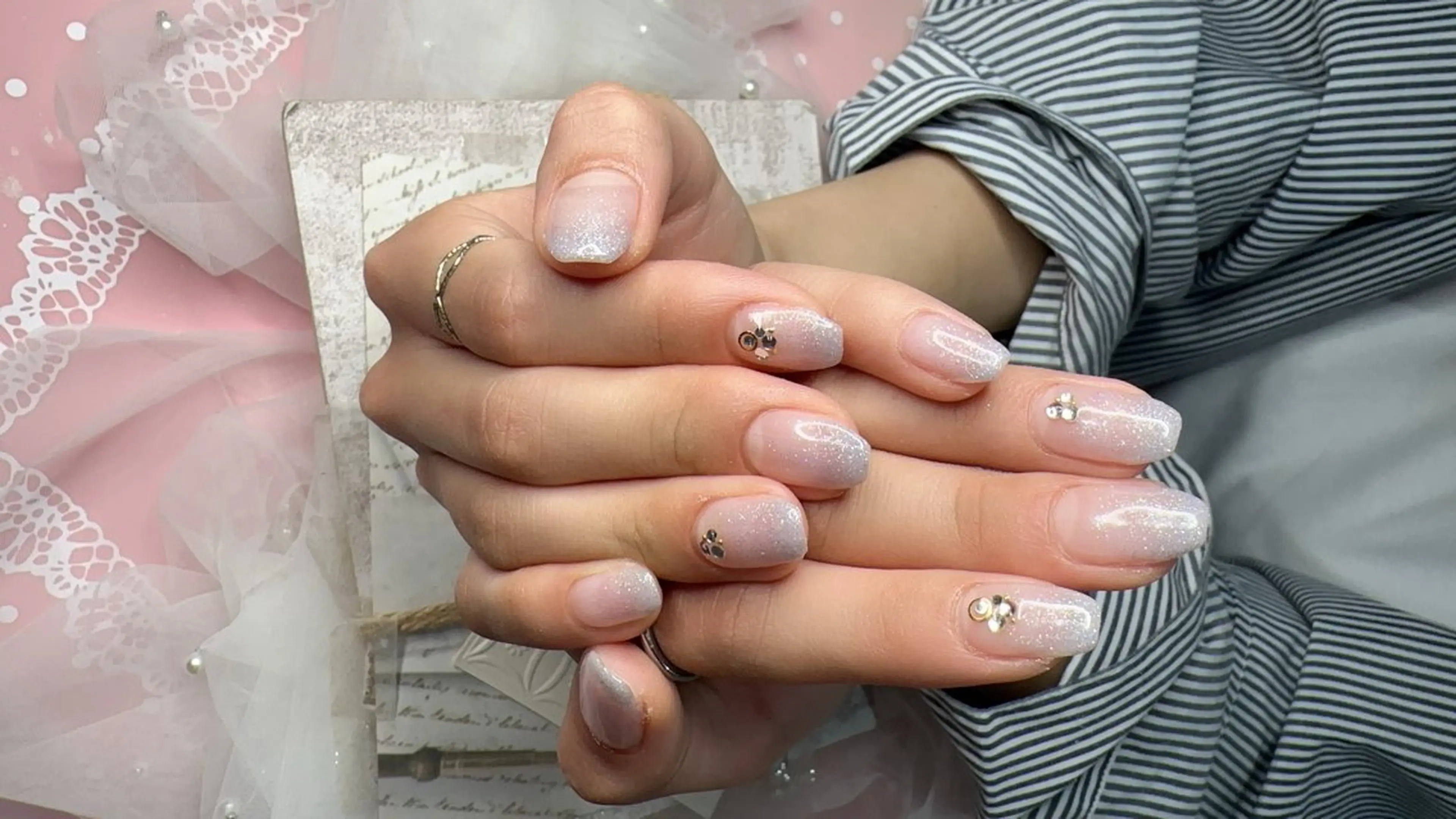ネイル ハンドネイル S nail salon所属・Vi Viネイル サロンのネイルデザイン