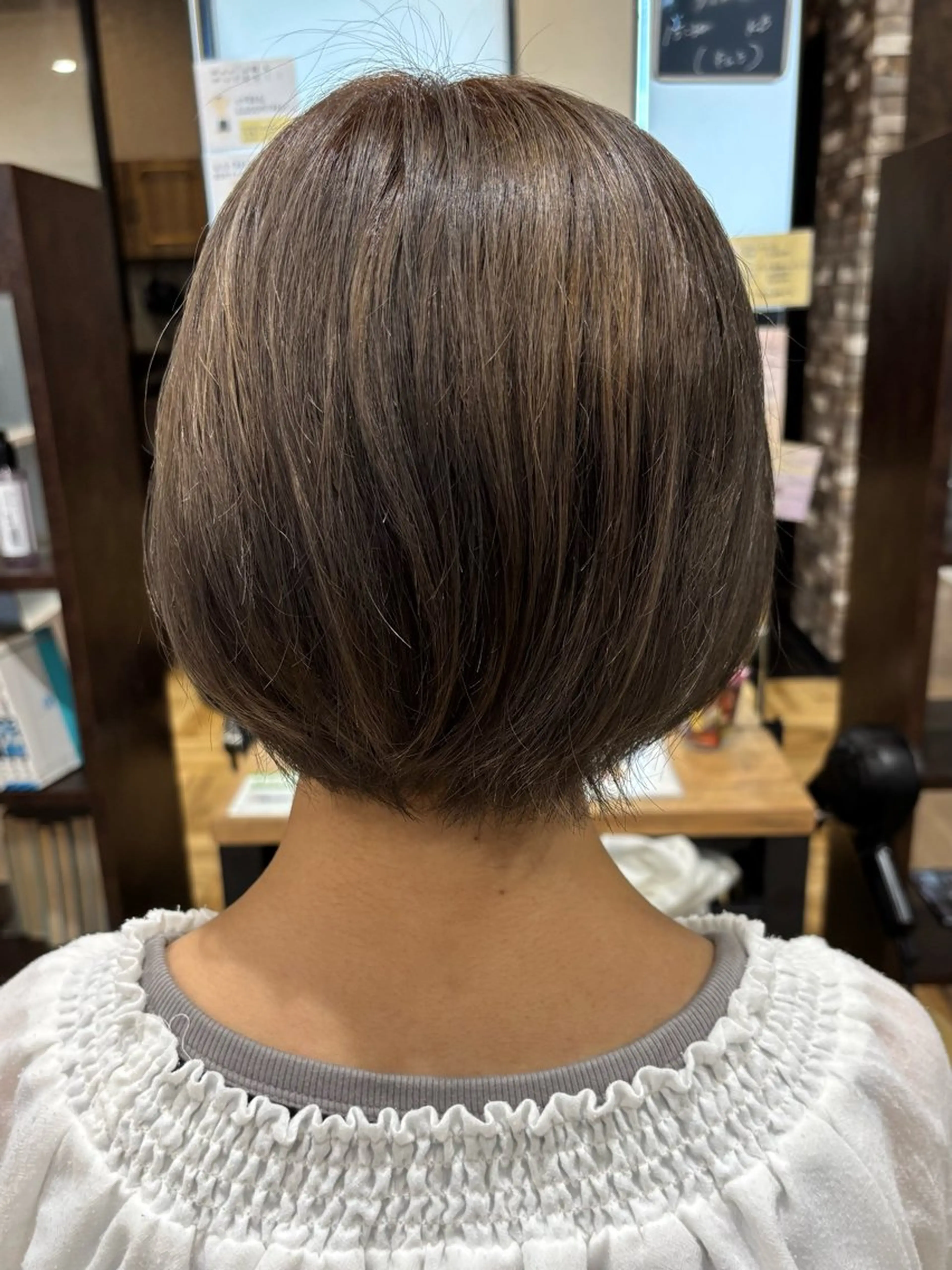 カラー アッシュ アッシュグレー ヘアカラー 木村 綺音のヘアスタイル
