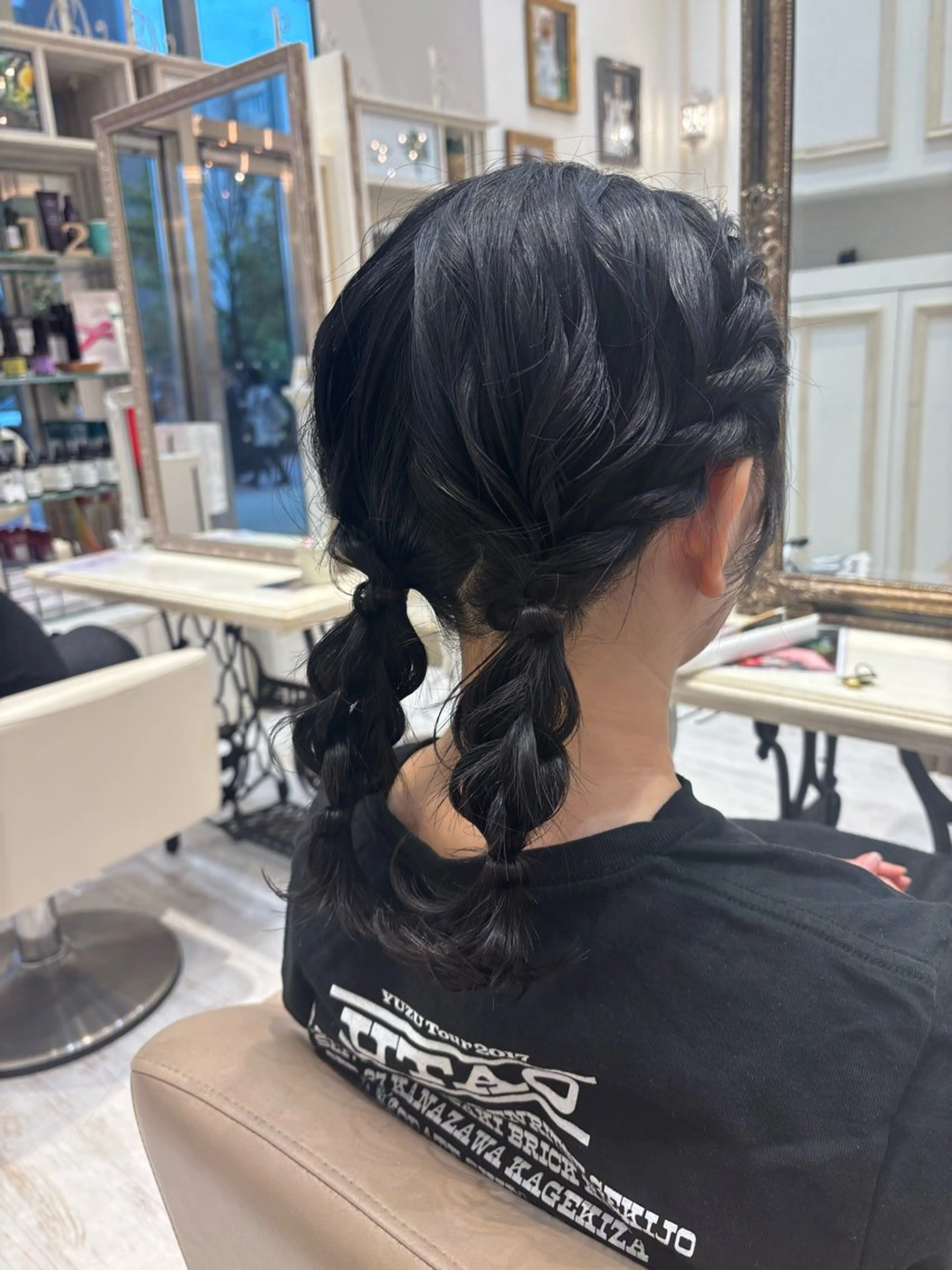 ミディアム ヘアアレンジ ヘアセット 上田 華音のヘアスタイル