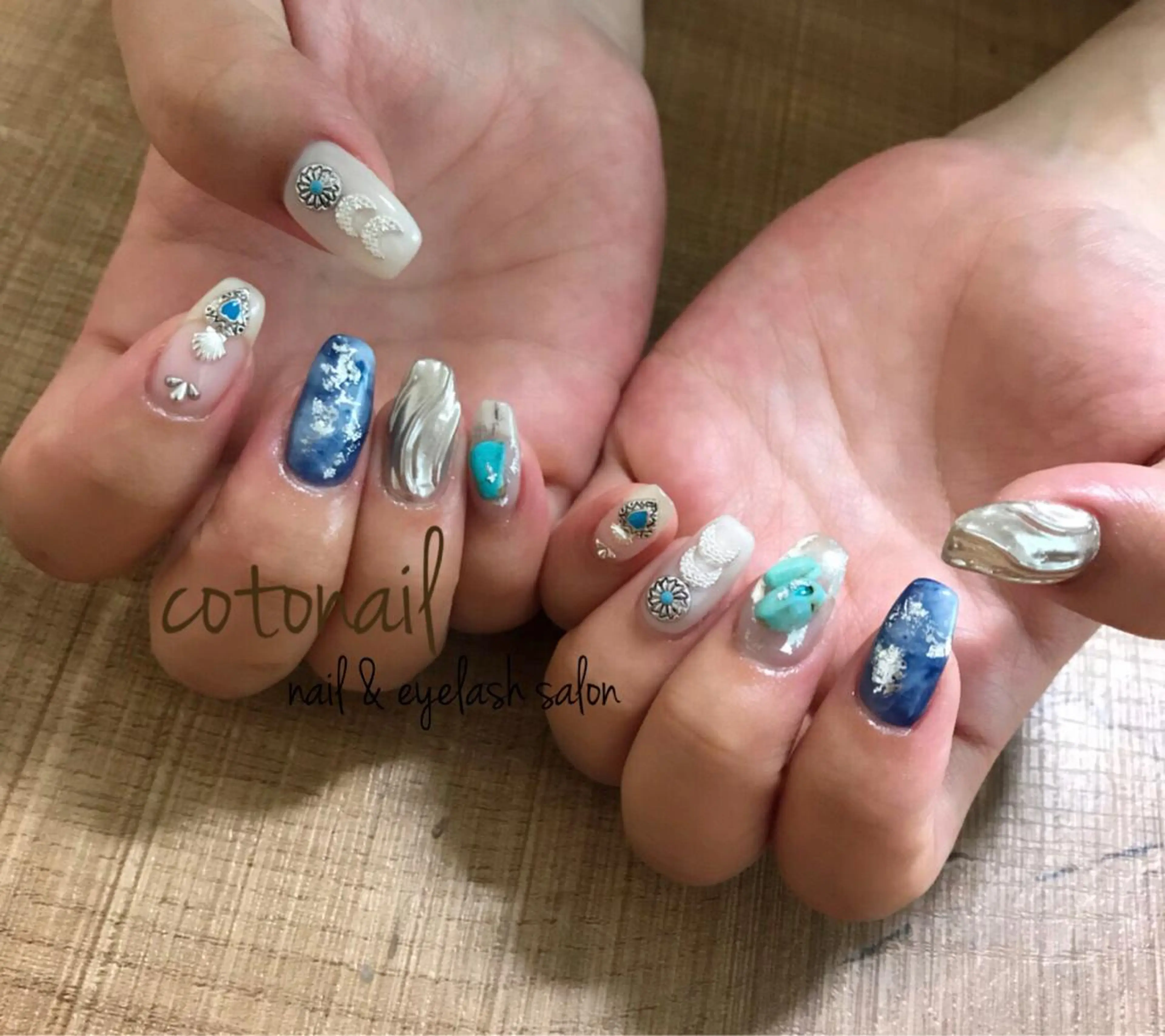 セミロング ネイル アートネイル ハンドネイル ツメトマツゲ .のネイルデザイン