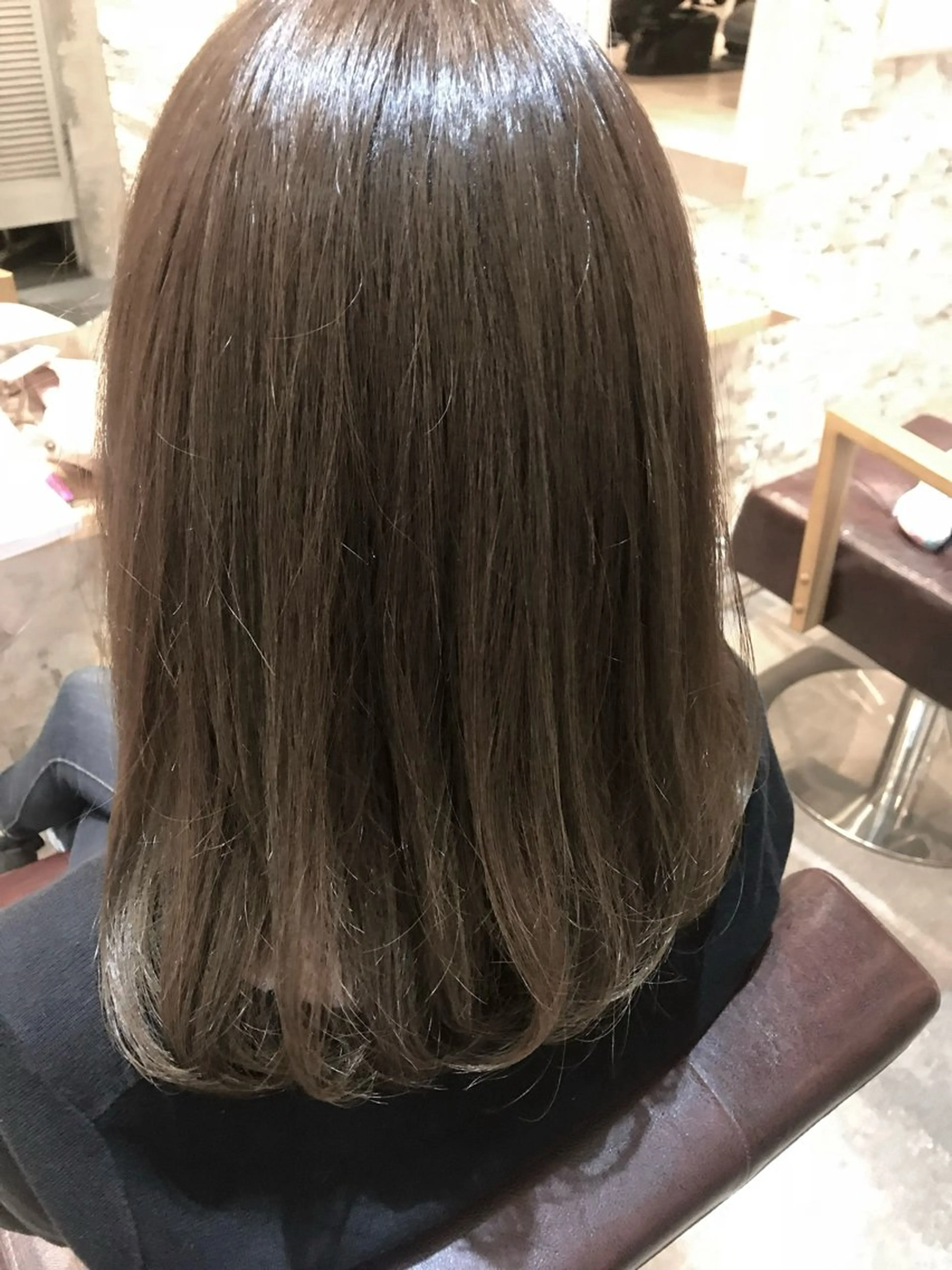 ミディアム カラー AUBE hair ales福岡平尾店所属・塚本 昂のヘアスタイル