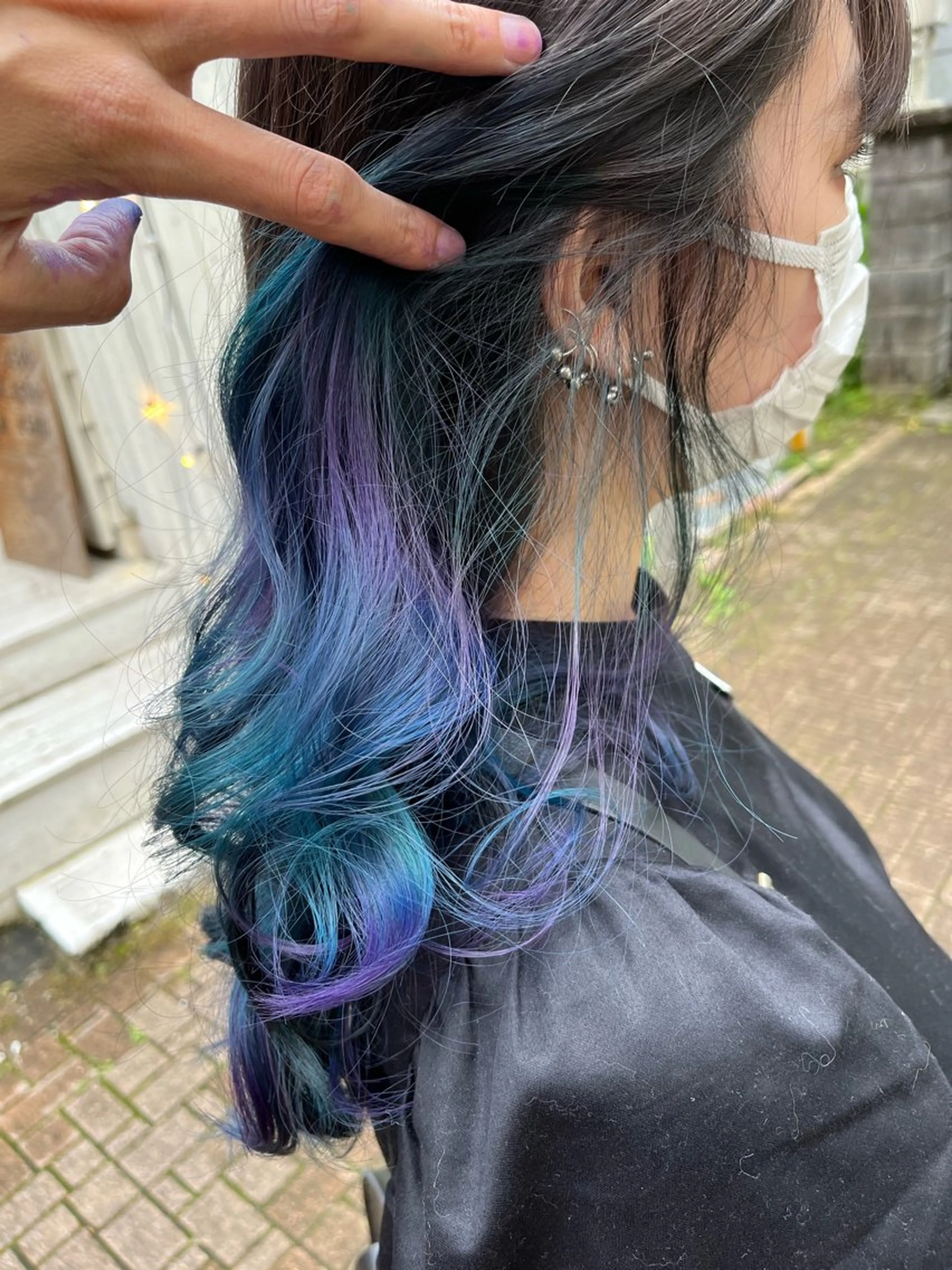 ロング カラー ブリーチ イヤリングカラー ユニコーンカラー カット ヘアカラー トリートメント 原宿サロン代表 デザインカラー伊藤卓のヘアスタイル