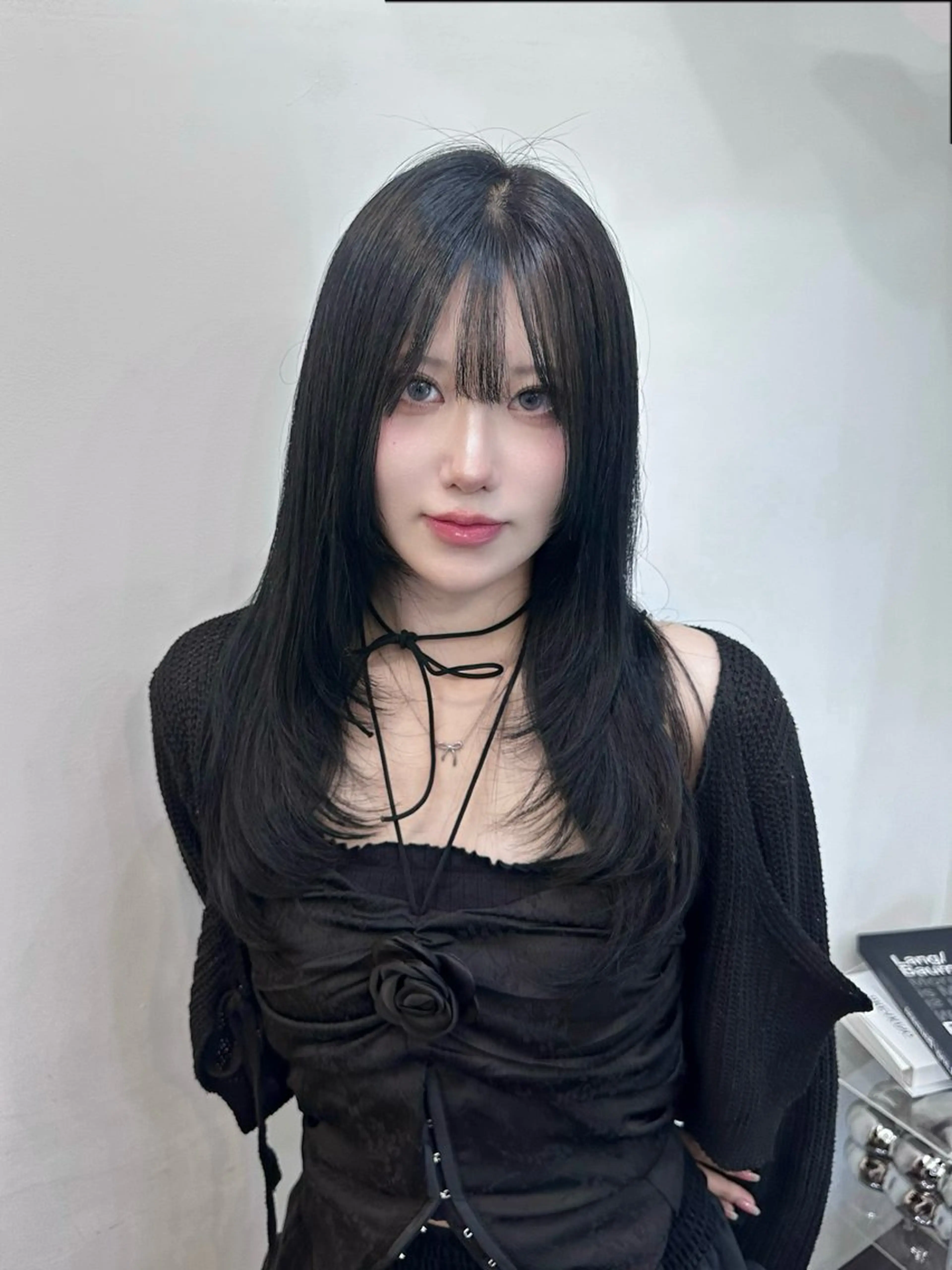 ロング カラー 黒髪 ブルーカラー ブルーブラック 韓国風ヘア レイヤーカット カット ヘアカラー トリートメント JE SUIS  HEUREUSE  Etude所属・🤍韓国風hair Marina🤍のヘアスタイル