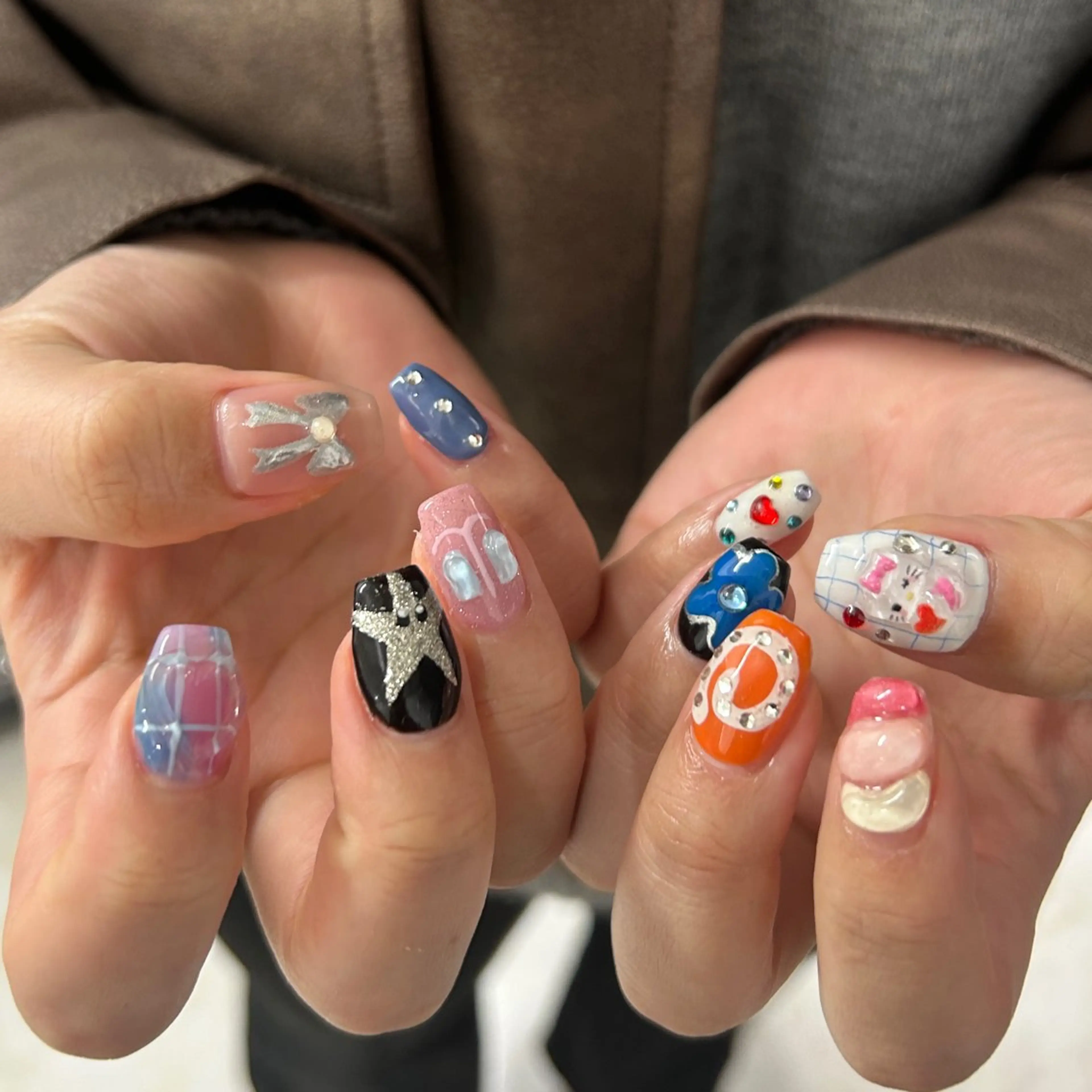 ネイル ハンドネイル MODA MANAMIᵕ̈のネイルデザイン