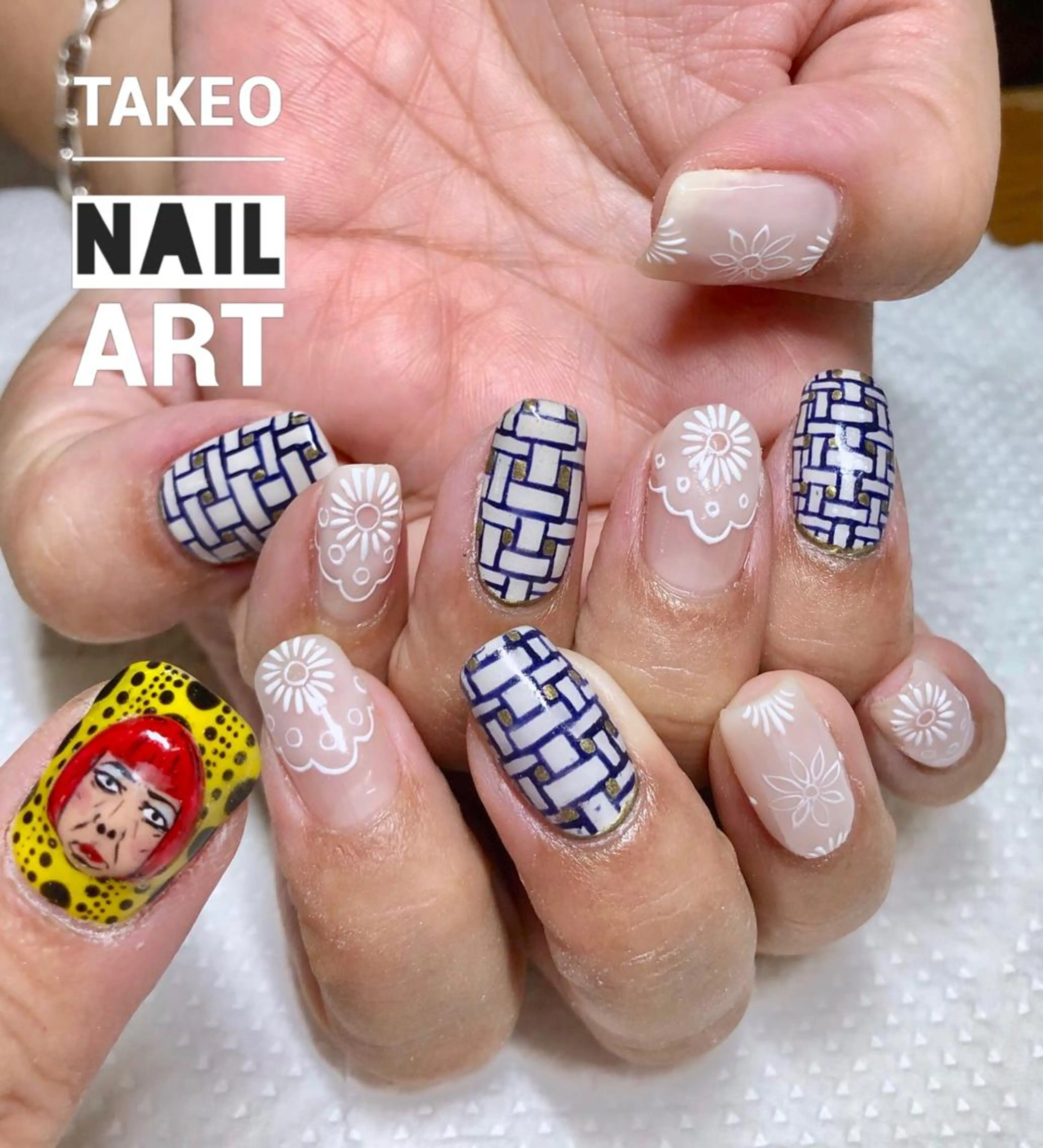 ミディアム ネイル レース nail&eye Aoのマツエク・マツパデザイン
