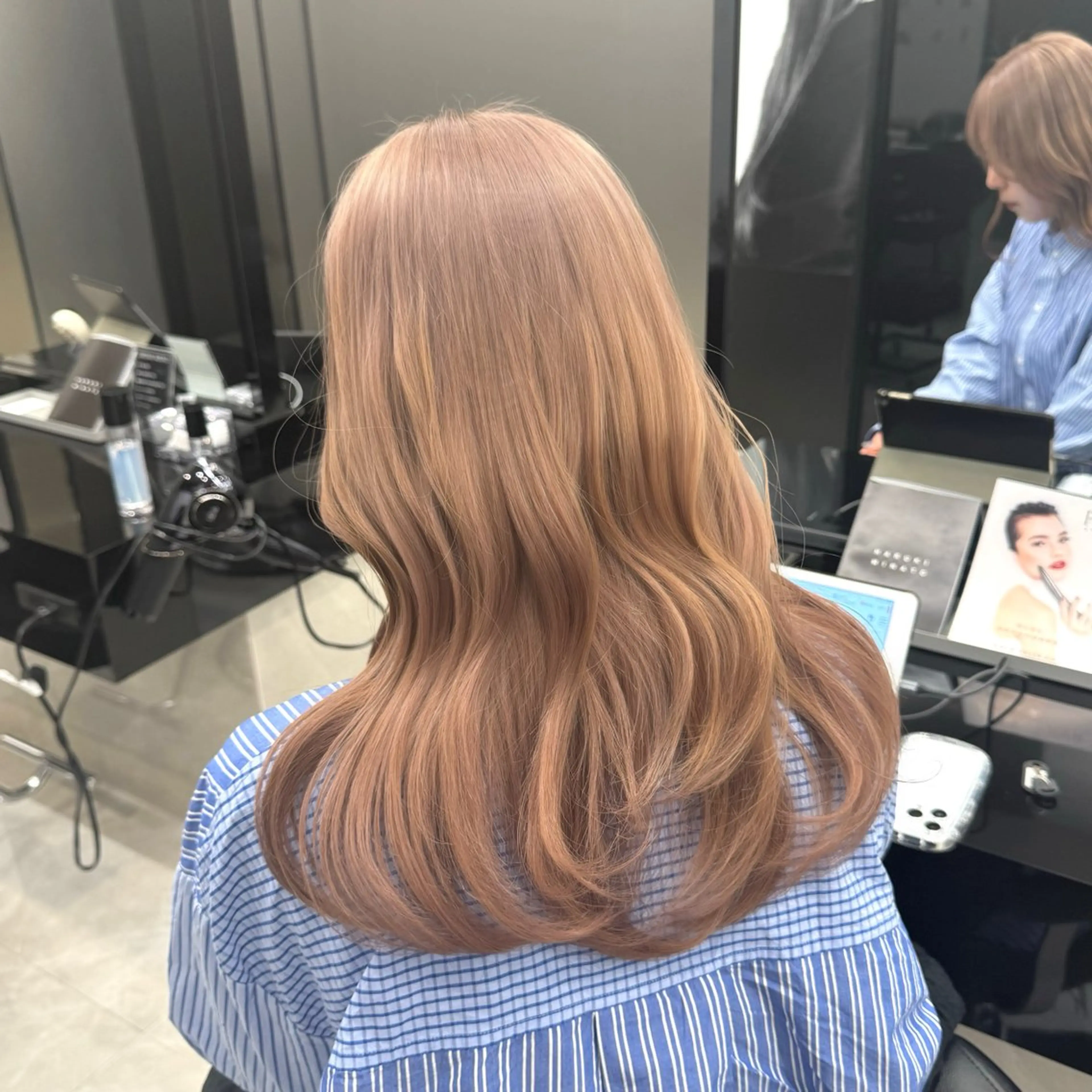 ロング カラー ベージュカラー ブリーチ ケアブリーチ ミルクティーベージュ トリートメント ヘアカラー HARUKI MINATO Japan SENDAI所属・🌈【透明感・韓国 ヘア】がっきー🌈のヘアスタイル