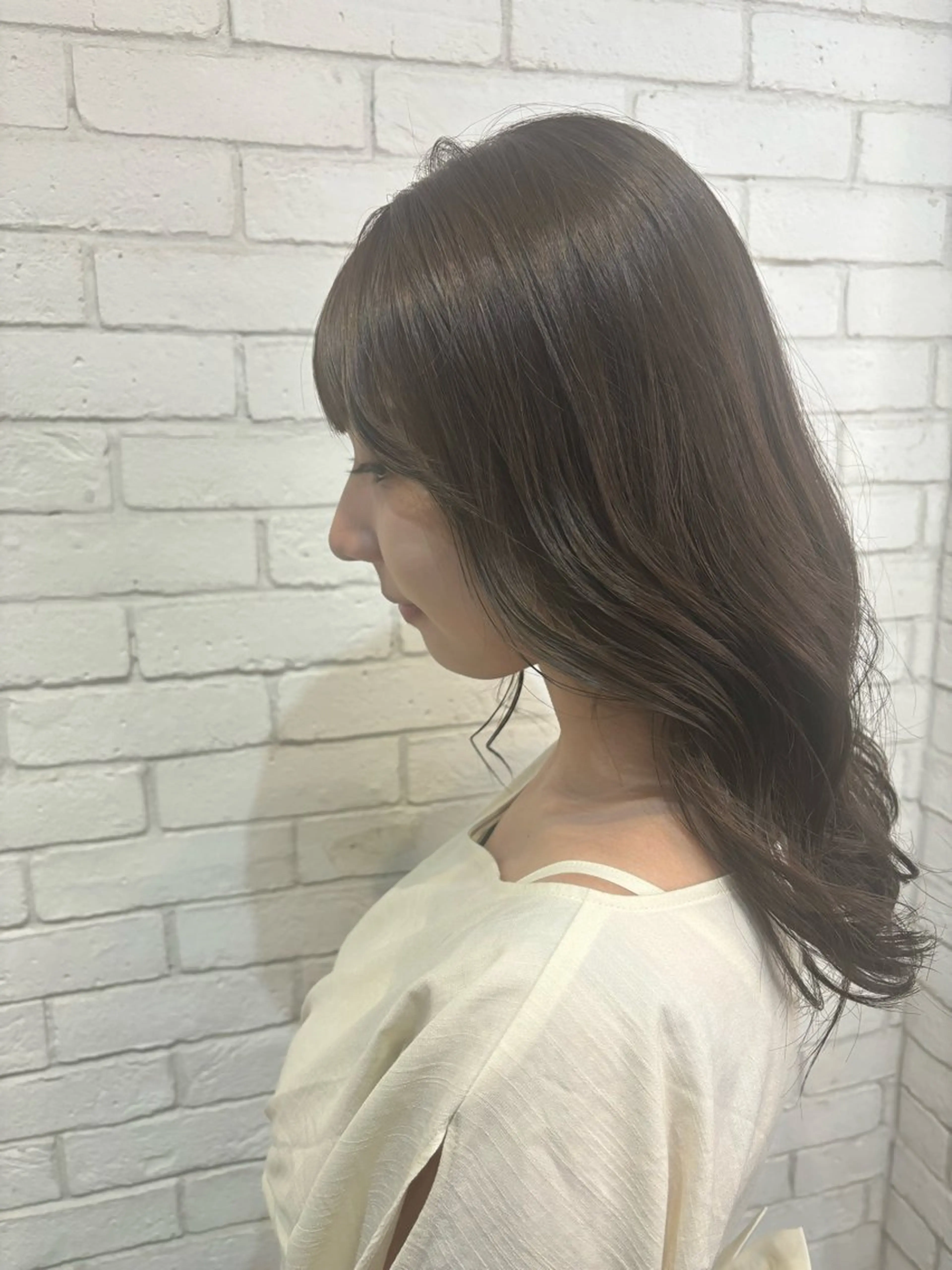 セミロング カラー suzuki yukoのヘアスタイル