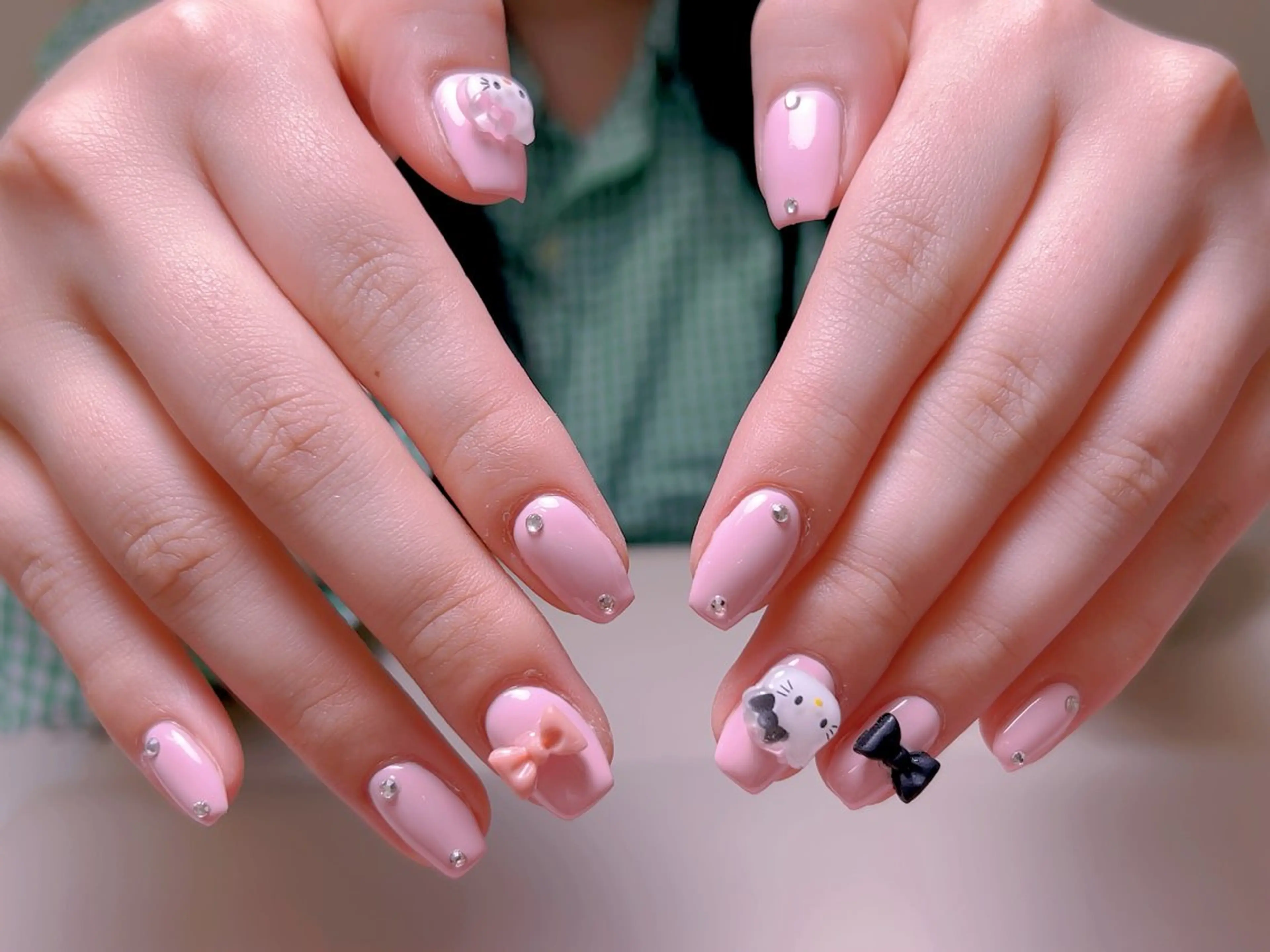 ネイル フレンチネイル ジェルネイル グラデーション 韓国ネイル マグネットネイル ハンドネイル 【長さ出し】 IRIS NAILのネイルデザイン