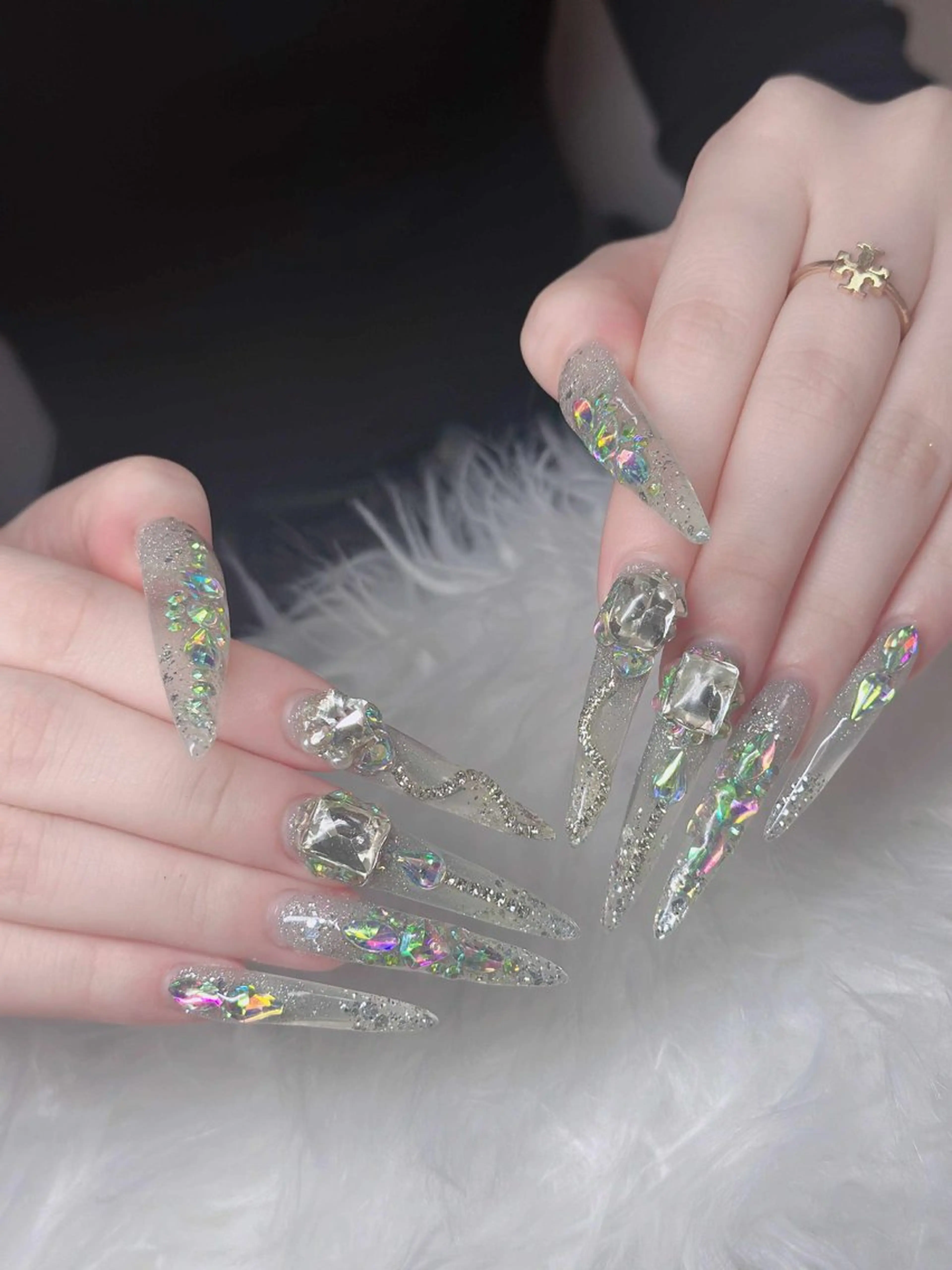 ネイル オーロラネイル フレンチネイル ジェルネイル ハロウィン キラキラネイル ハンドネイル H.baby Nail Salonのネイルデザイン