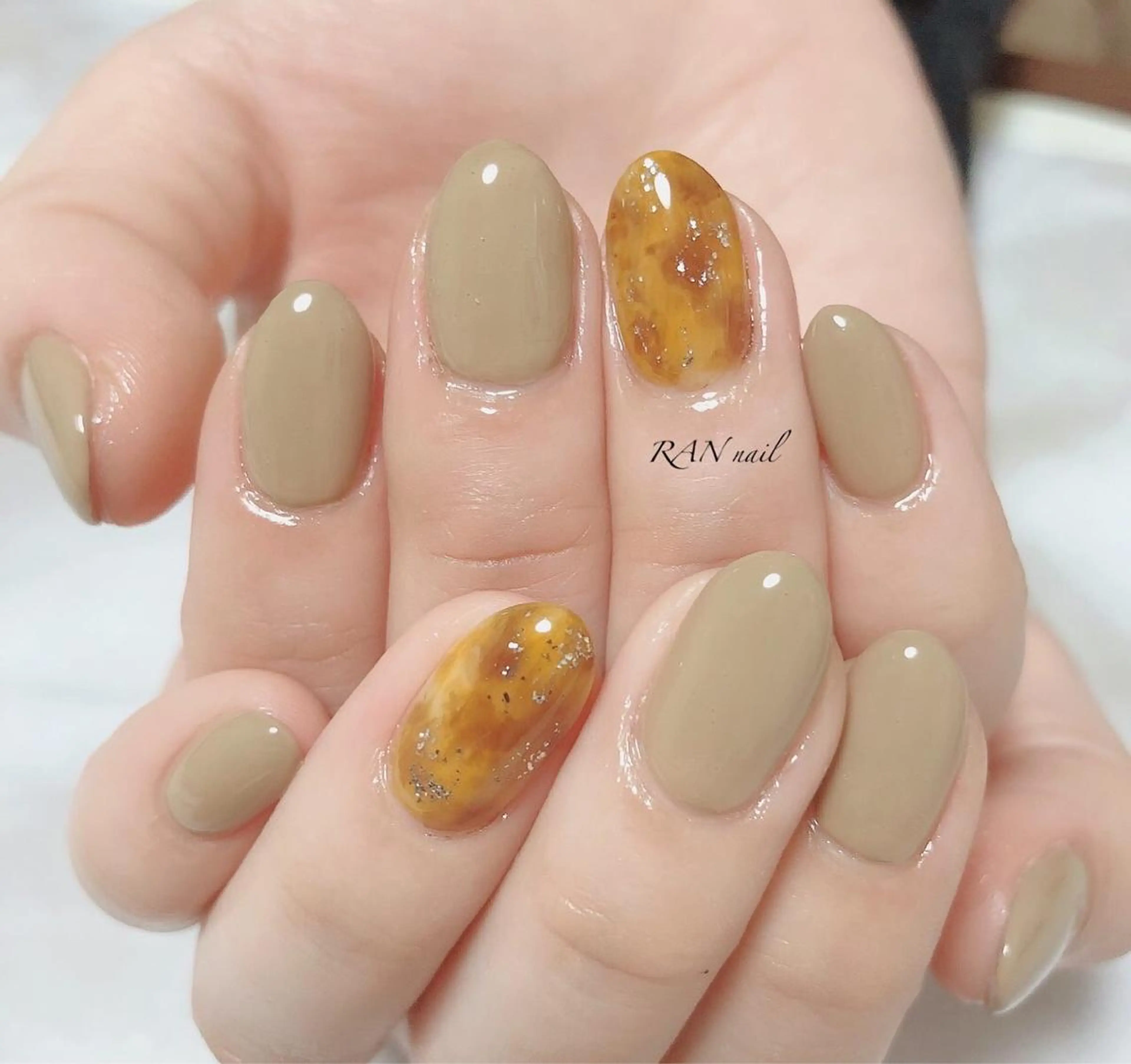 ネイル ジェルネイル 氷ネイル・うるうるネイル ハンドネイル フットネイル RAN nail 〜ランネイル〜所属・RAN nailのネイルデザイン