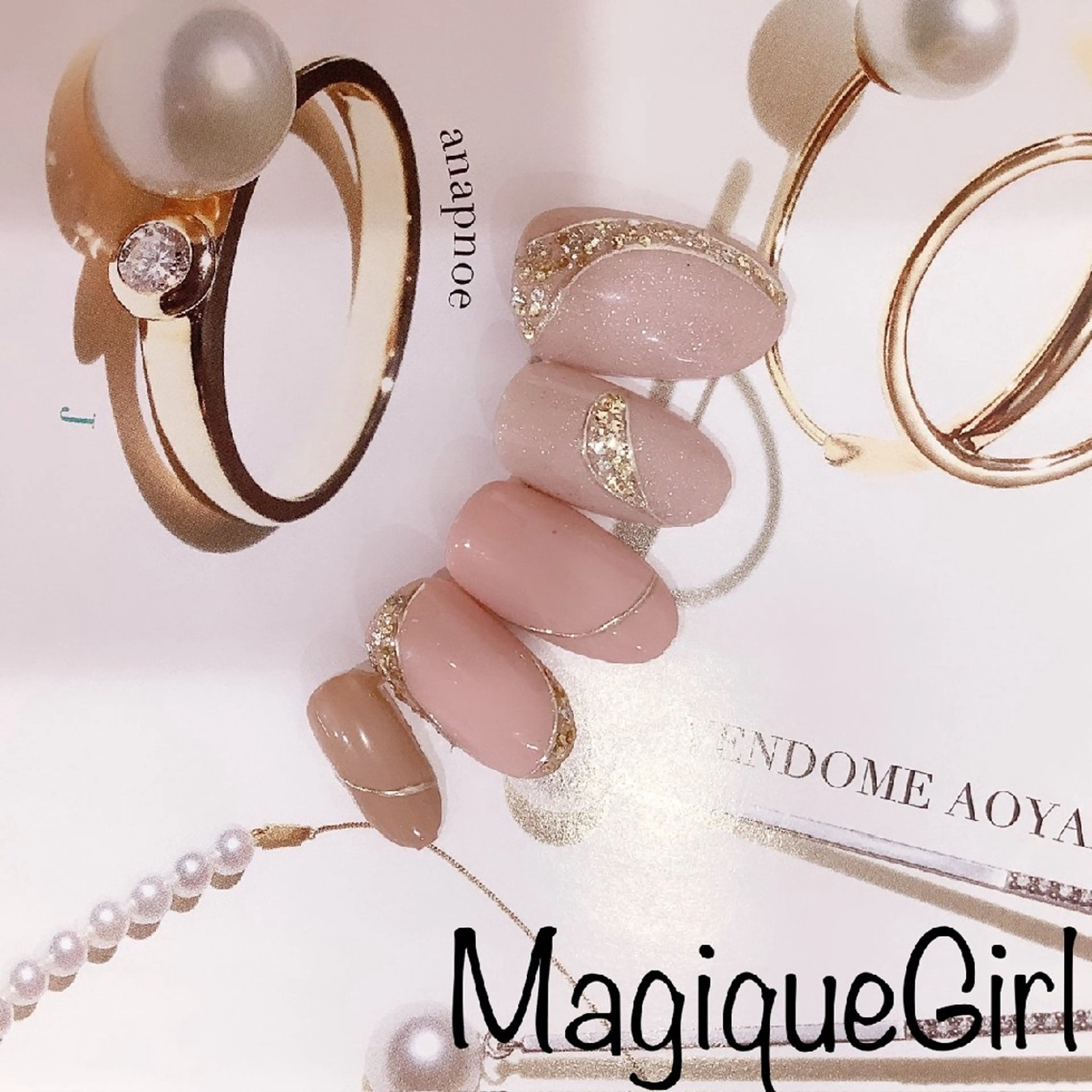 ネイル ミラーネイル Magique Girlのマツエク・マツパデザイン