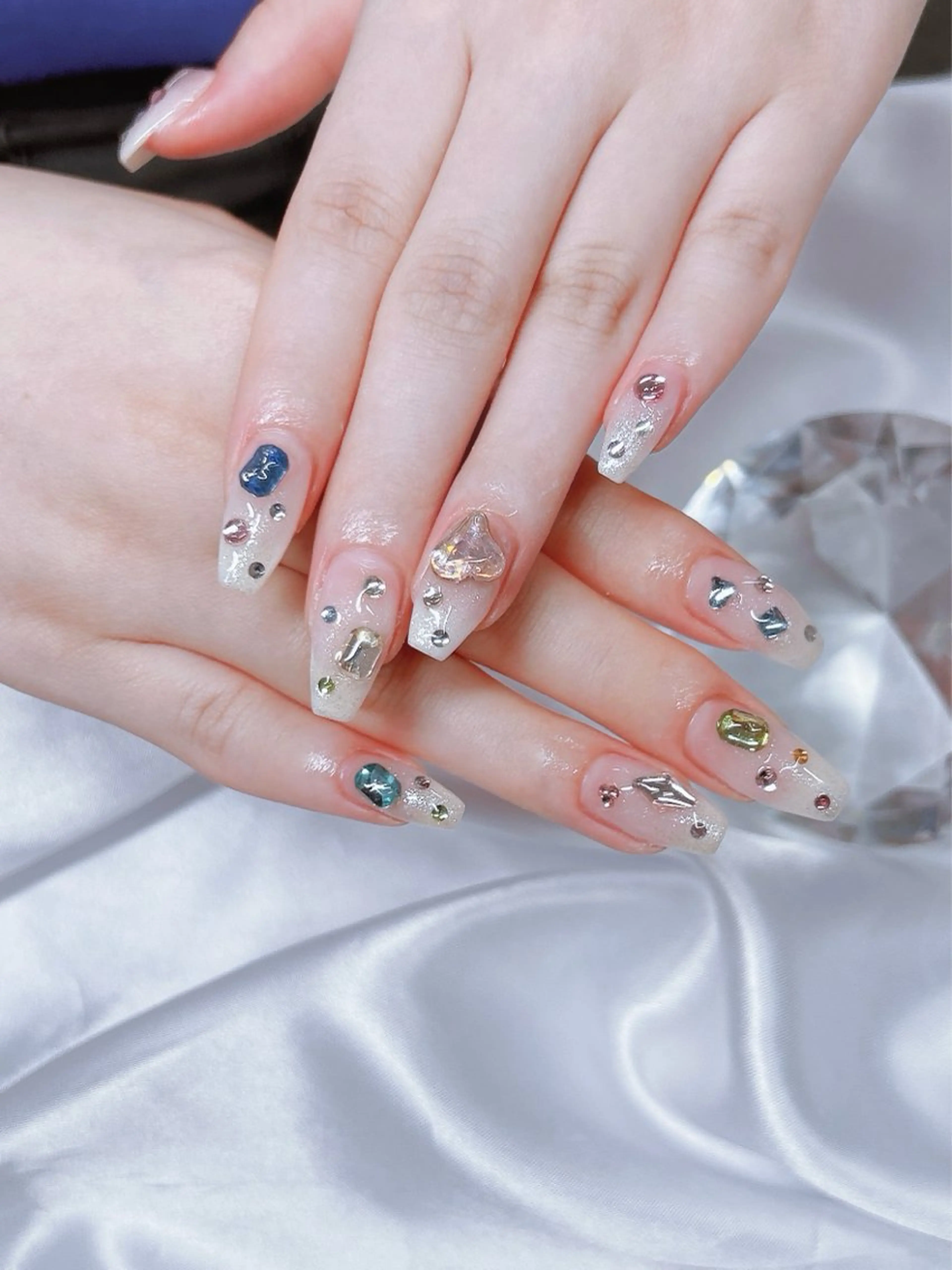 ネイル GO TODAY 横浜Solace店所属・Azuki Nail🎀のネイルデザイン