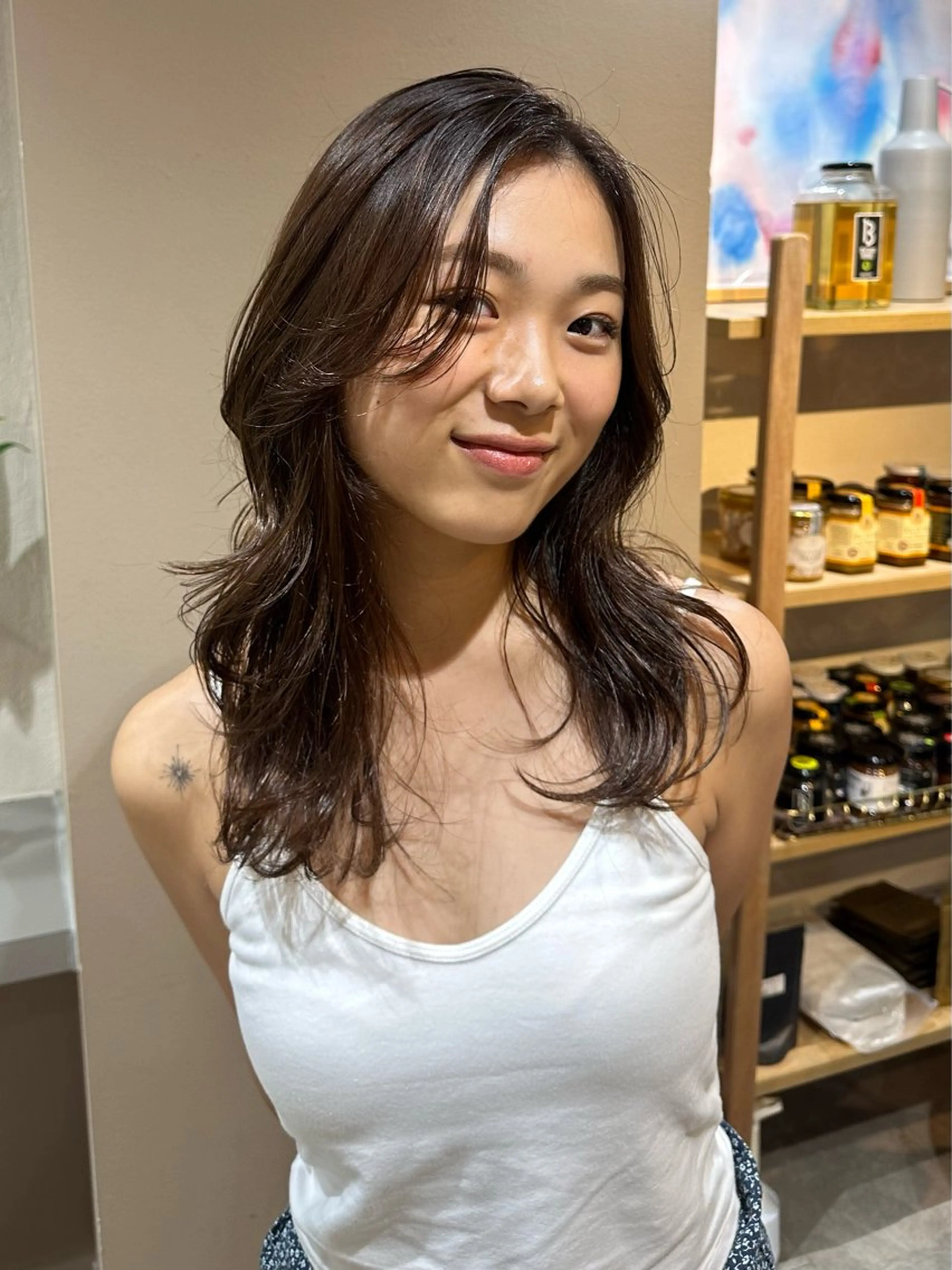 ロング レイヤーカット カット ヘアカラー トリートメント Ran /レイヤー /ベージュ/髪質改善のヘアスタイル