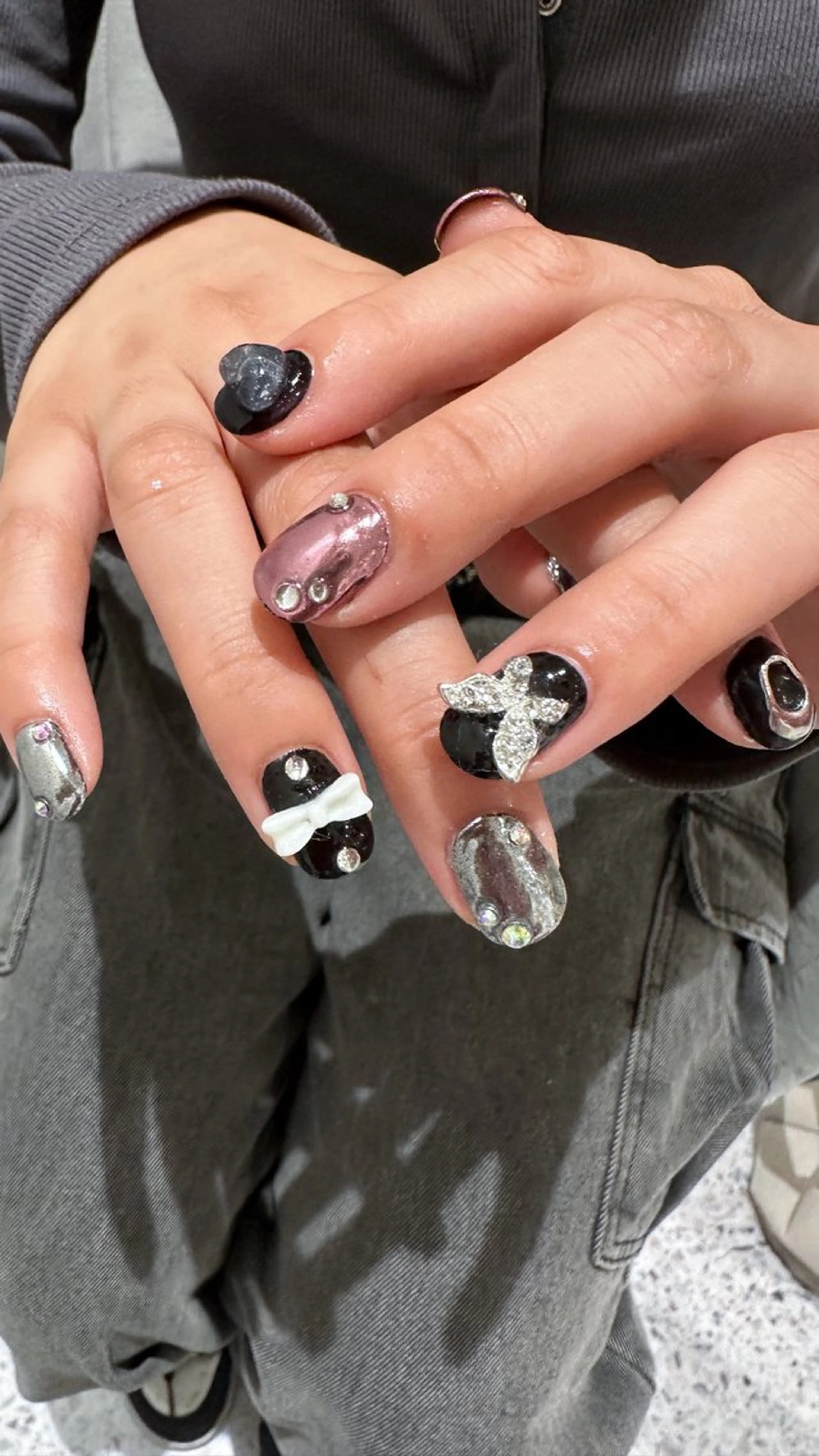 ネイル ハンドネイル 👽個性派ネイル🎀 komachiのネイルデザイン