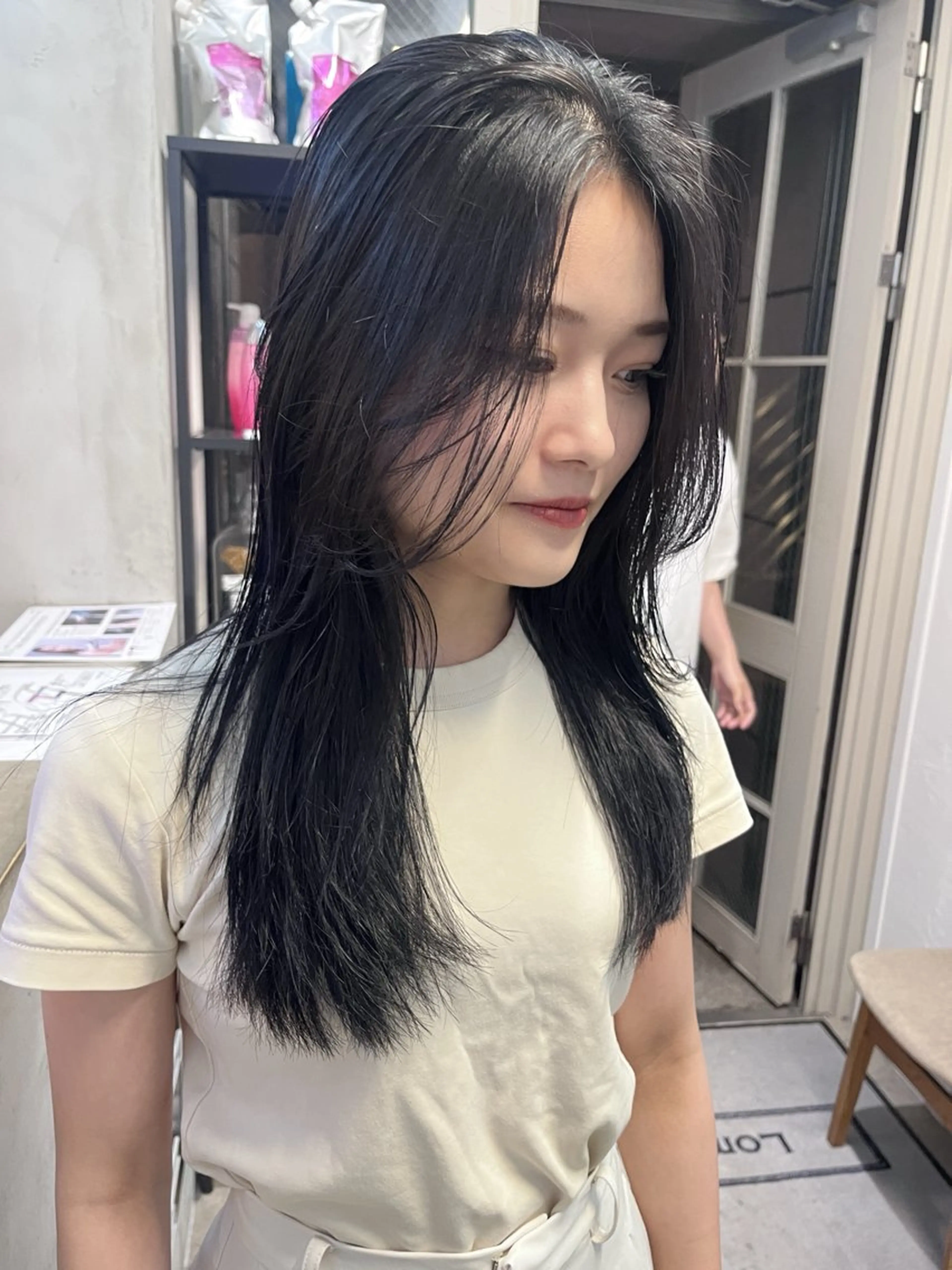 ミディアム カラー 透明感カラー カット ヘアカラー トリートメント ヨシダ トモキのヘアスタイル