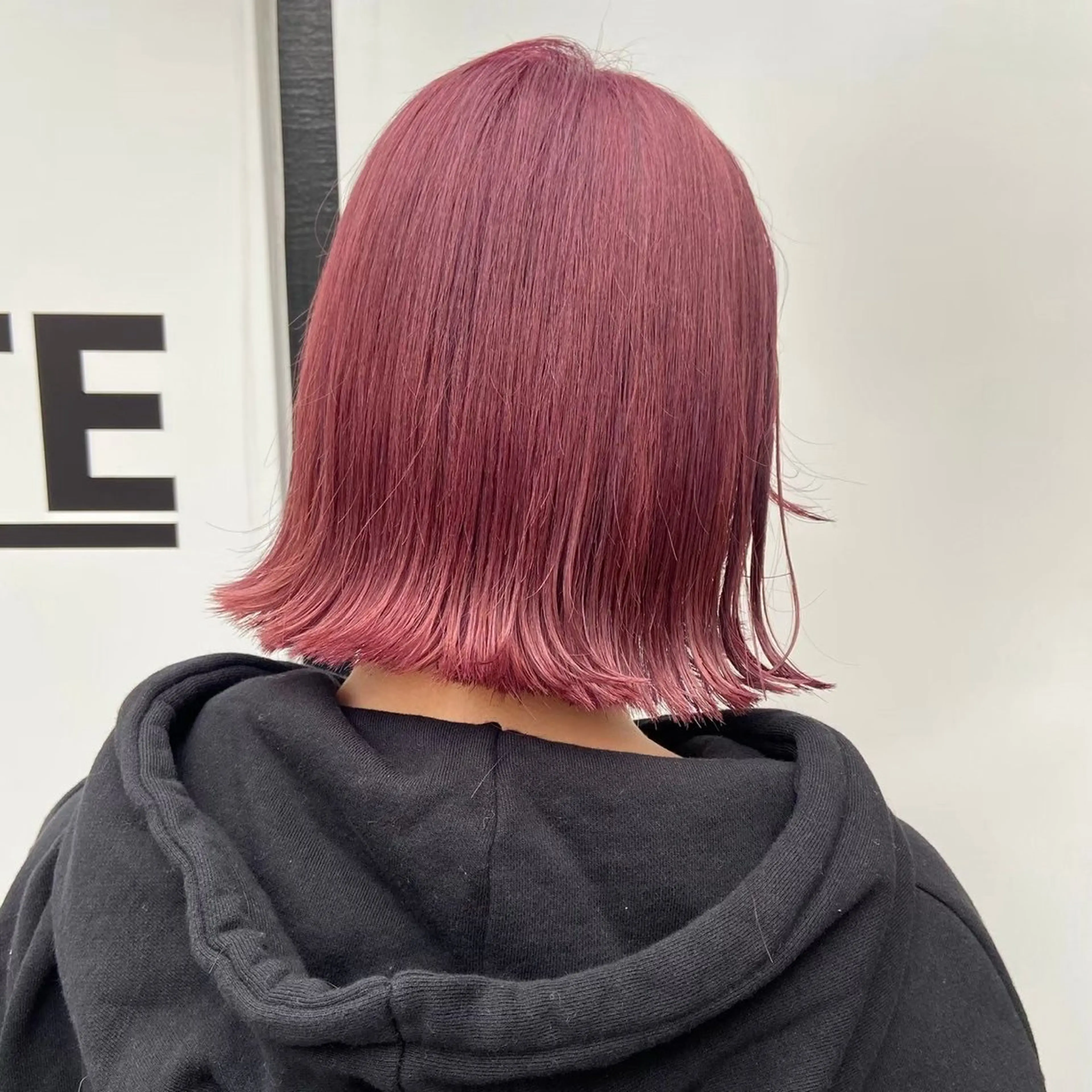 カラー ベージュ×艶🍨 mihoのヘアスタイル
