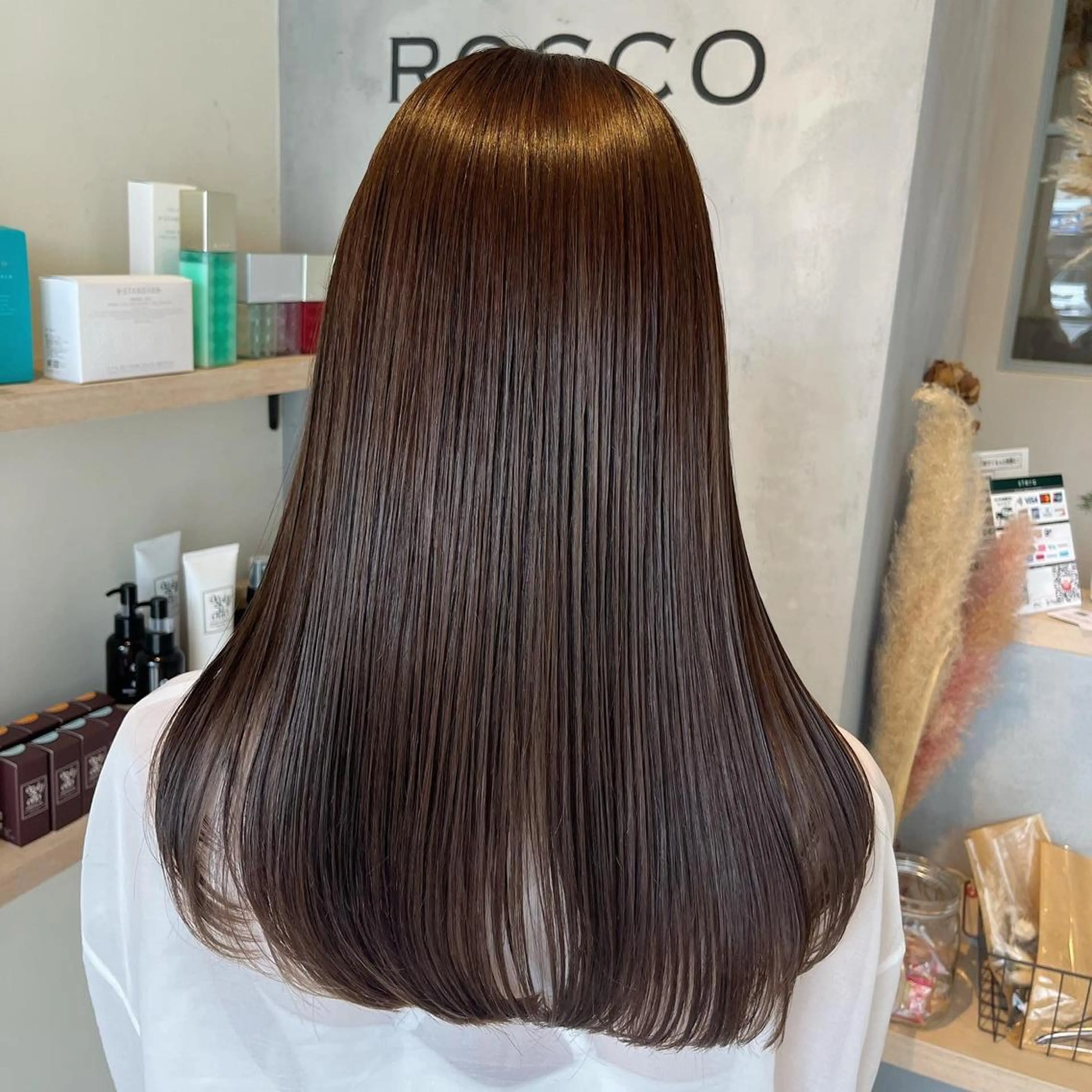 ロング カット ヘアカラー mai ROCCOのヘアスタイル
