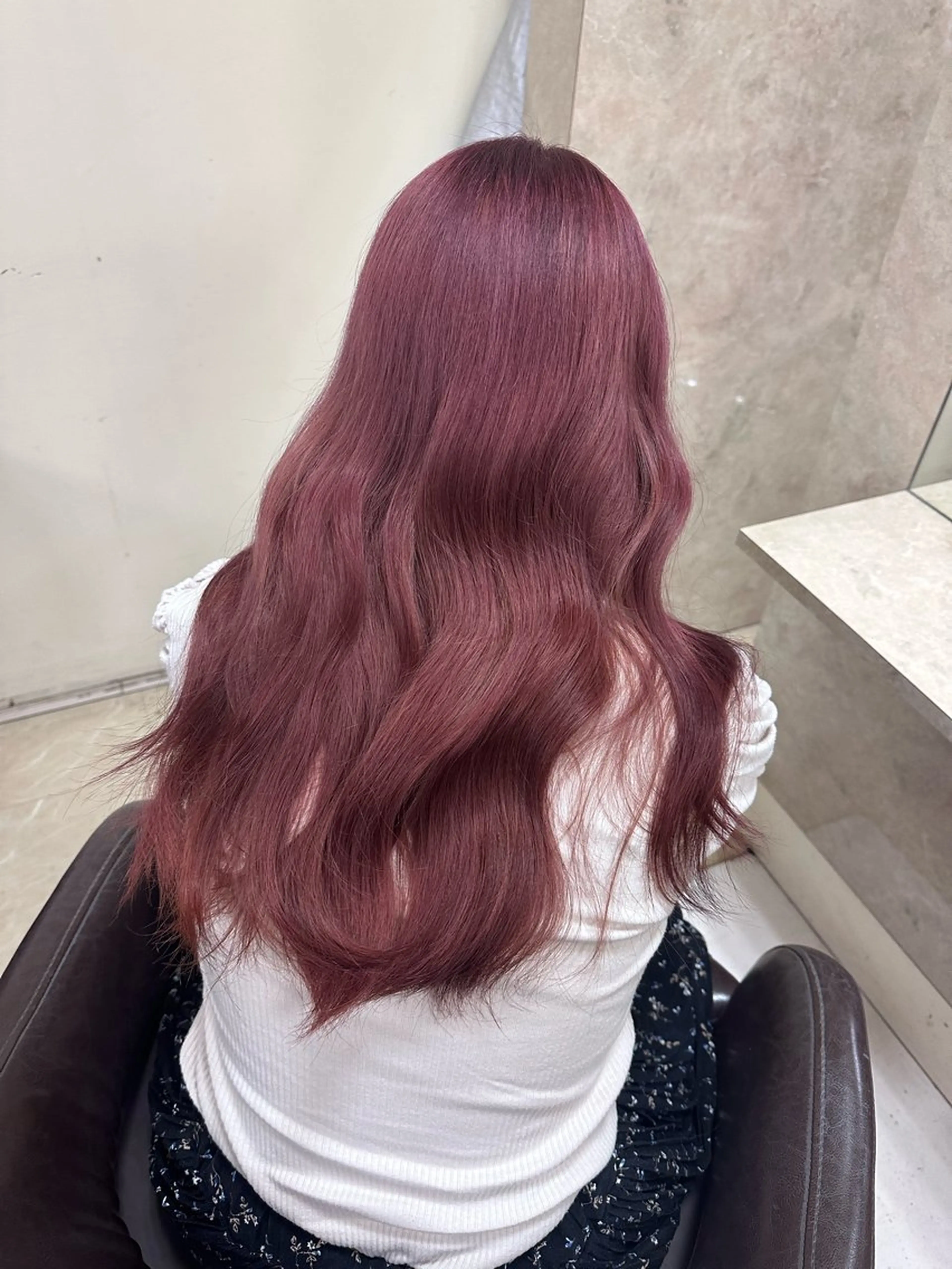 ロング カラー ATRA所属・ワンホン級艶髪 🤍𝑀𝐼𝐻𝑂のヘアスタイル
