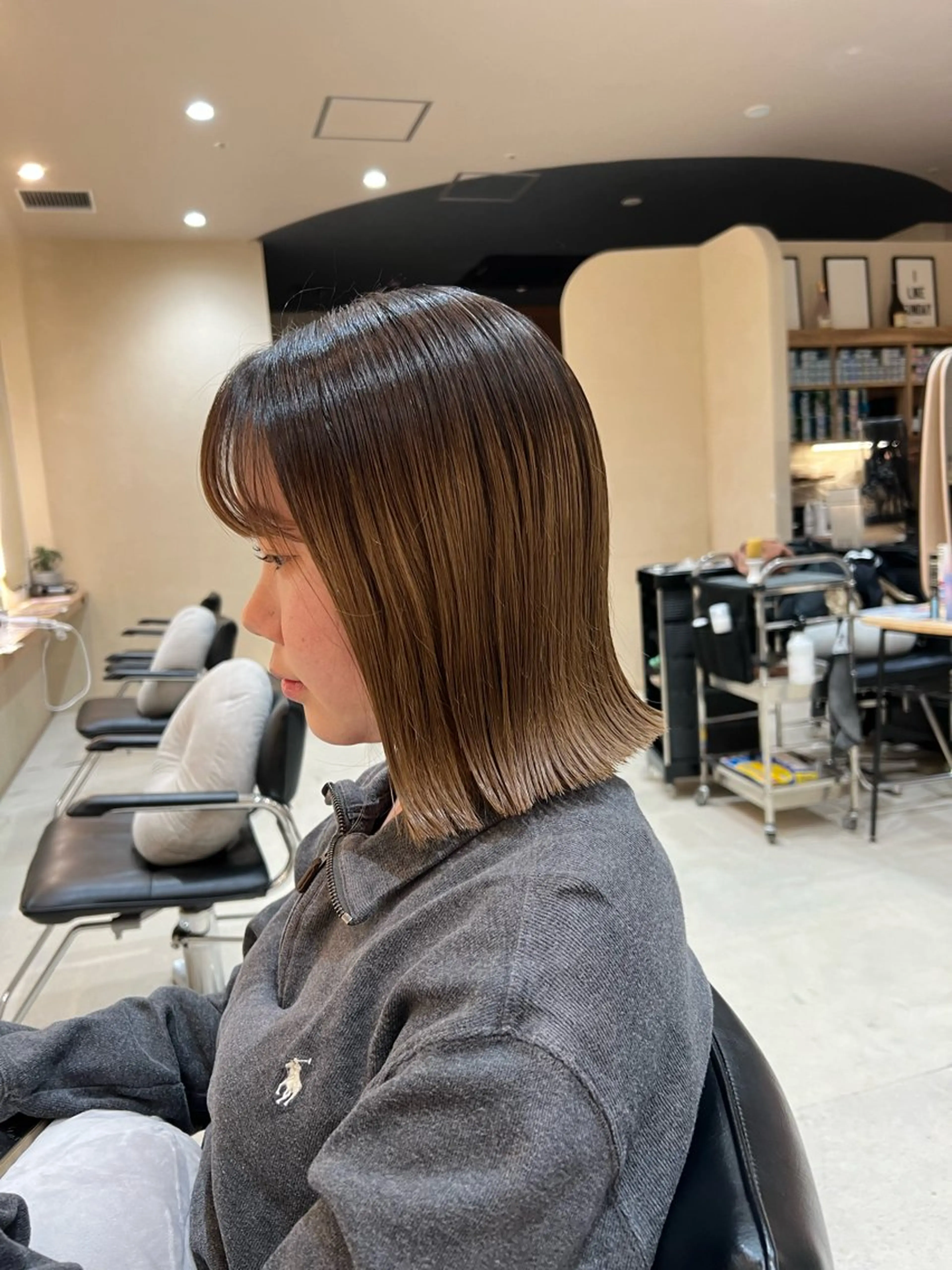 ミディアム 🌈新田 みどり🌈のヘアスタイル