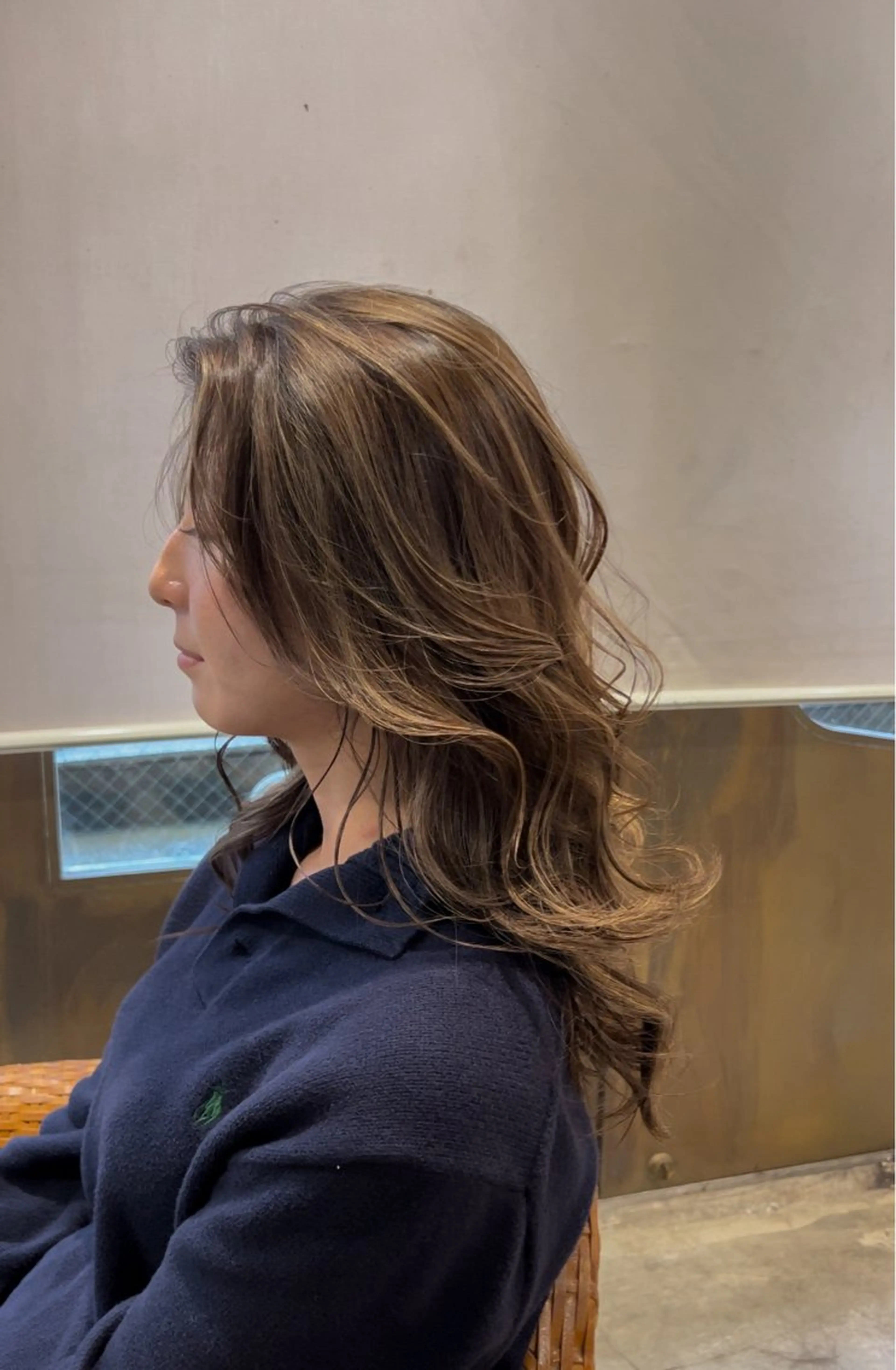 セミロング カラー カット ヘアカラー トリートメント 海外デザイン🇺🇸 石渡諒太のヘアスタイル