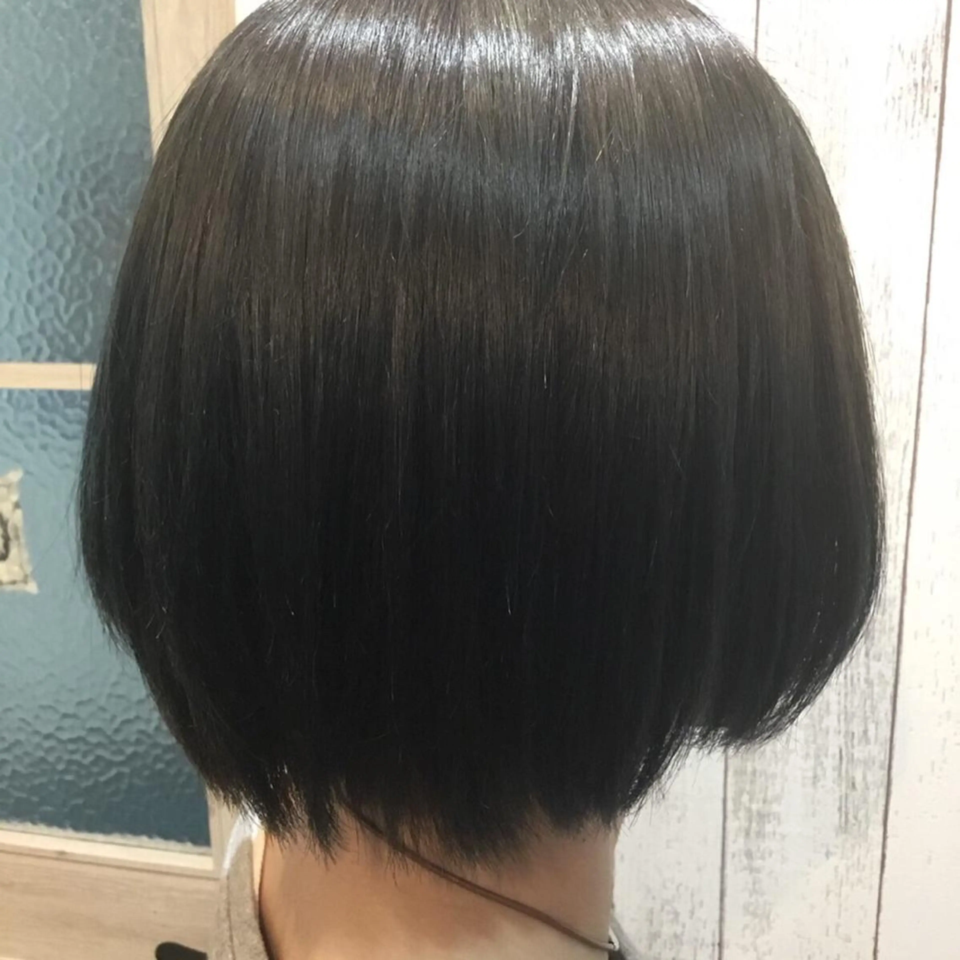 ショート カラー パーマ embrace エンブレイスのヘアスタイル