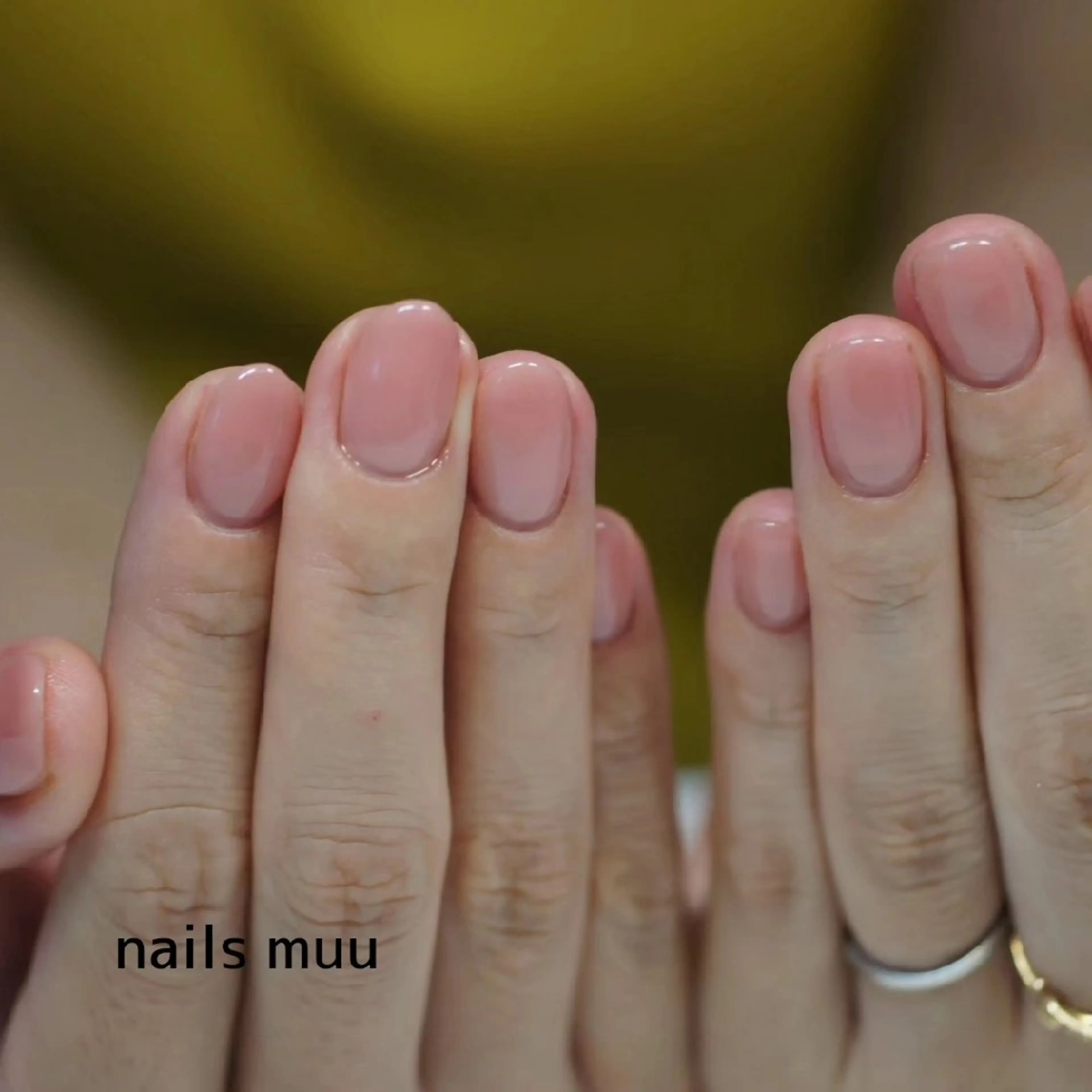 ネイル オフィスネイル ワンカラーネイル nails muu まゆのネイルデザイン