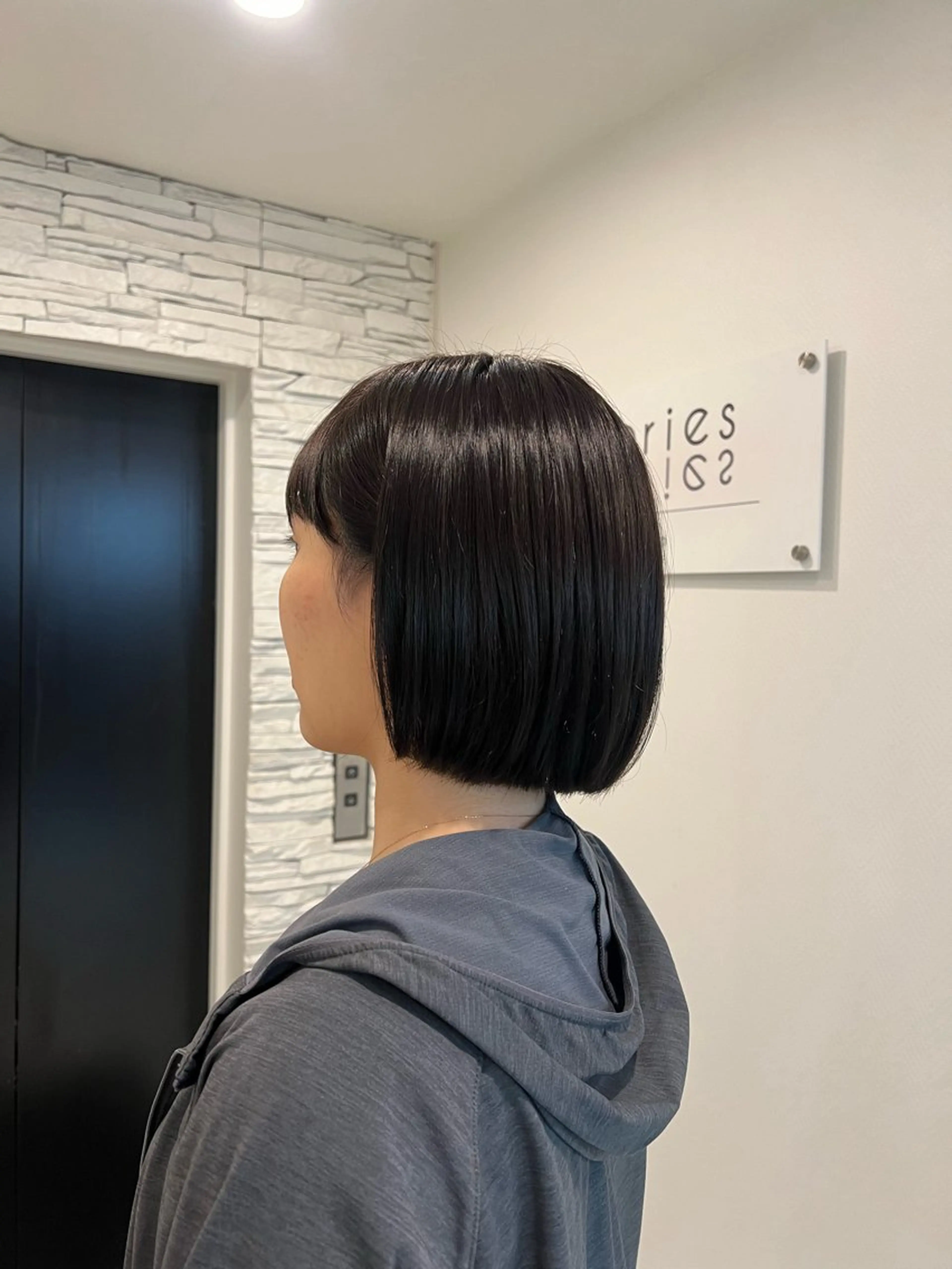 ショート カラー 黒髪 ヘアカラー 透明感カラー/ RIKO🌺🥥のヘアスタイル
