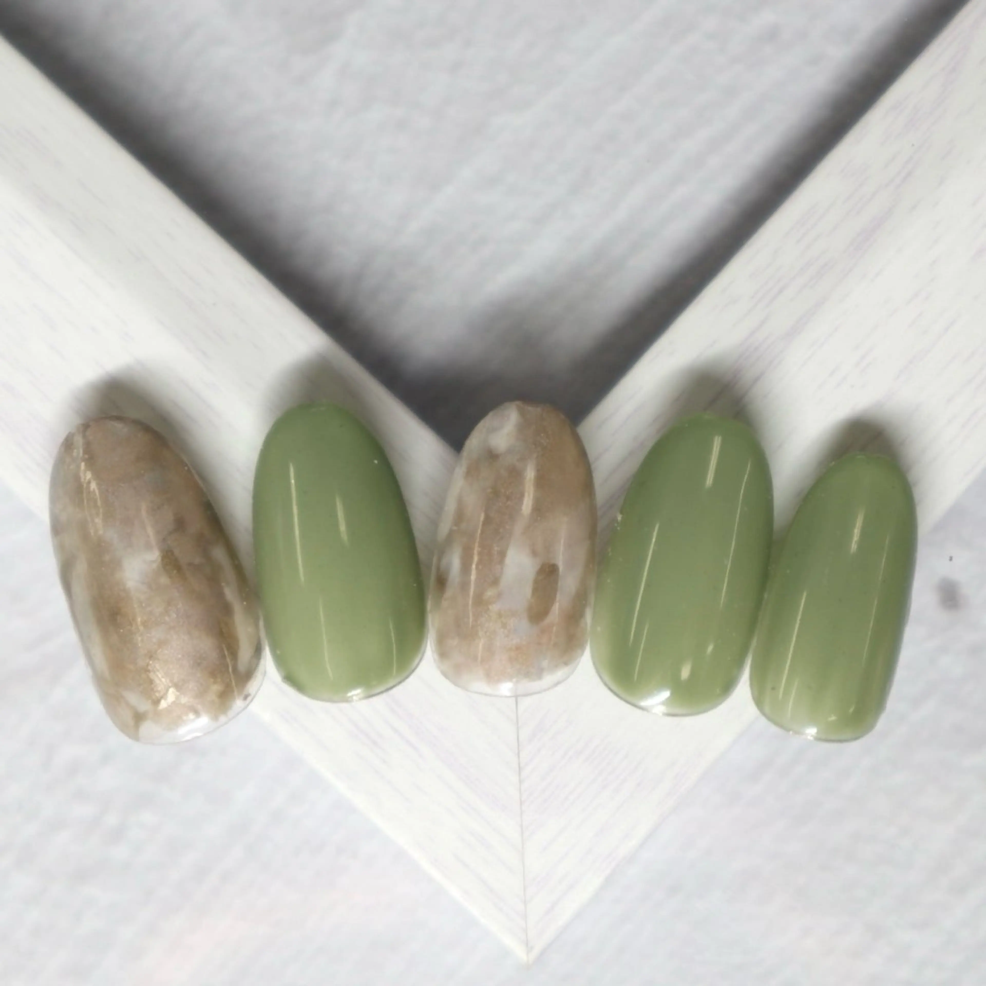 ネイル L‘ねいる 江坂店 エルネイルエサカテンのネイルデザイン