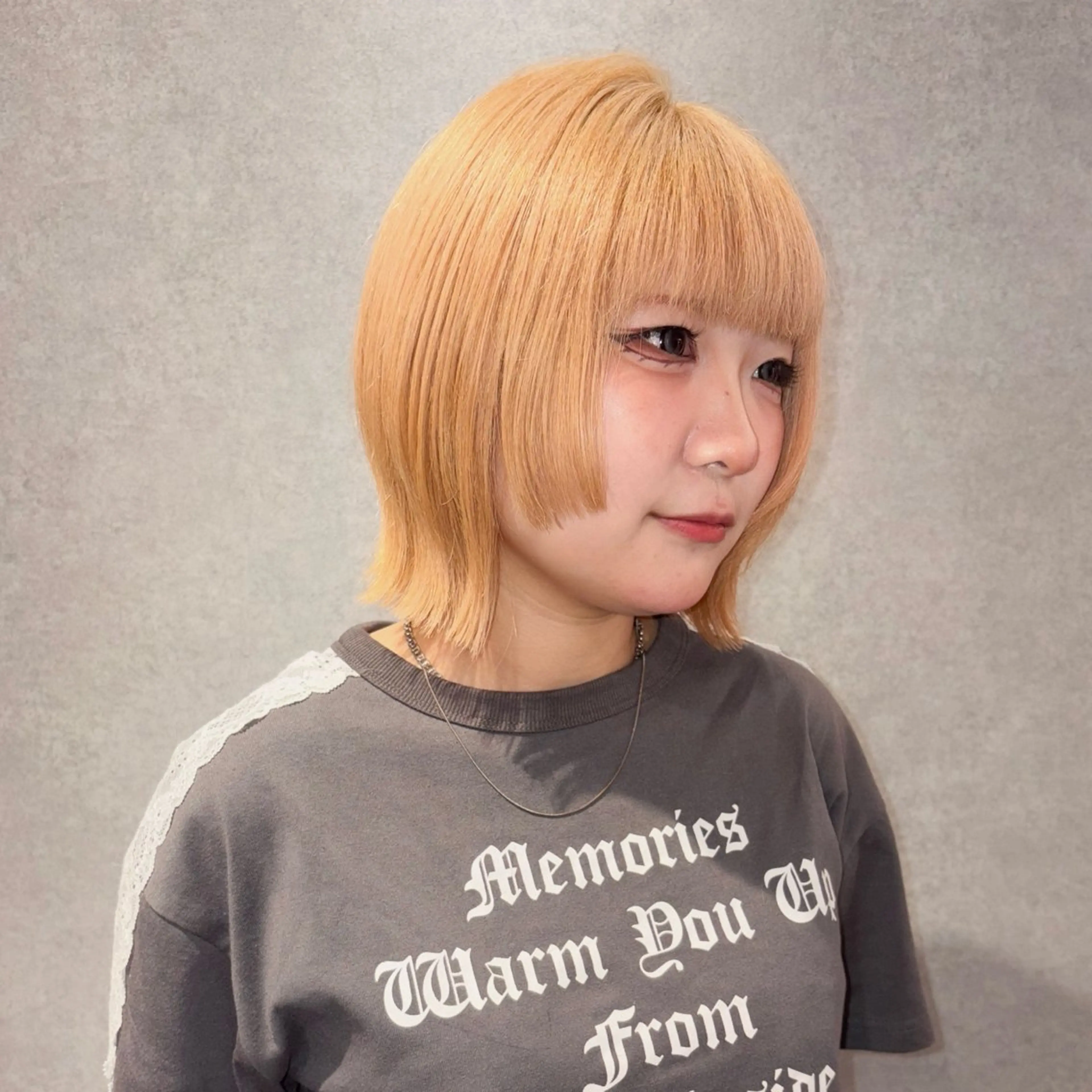 ミディアム カラー ベージュカラー ボブ 姫カット ウルフカット カット ヘアカラー トリートメント 牧原歩夢/レイヤー /ウルフ/ブリーチのヘアスタイル