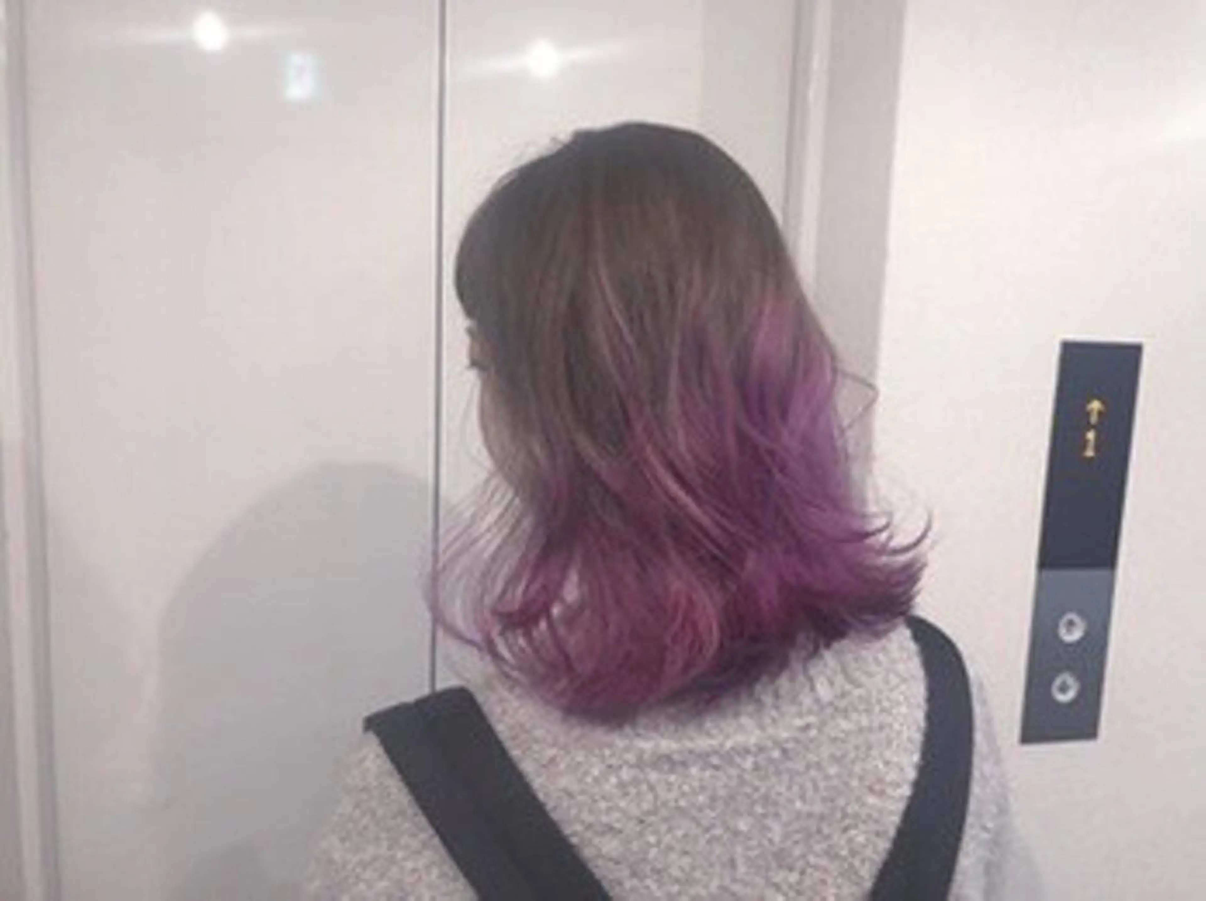 ミディアム カラー GRAN Lucia 梅田茶屋町店所属・店長 奈須 雄紀のヘアスタイル