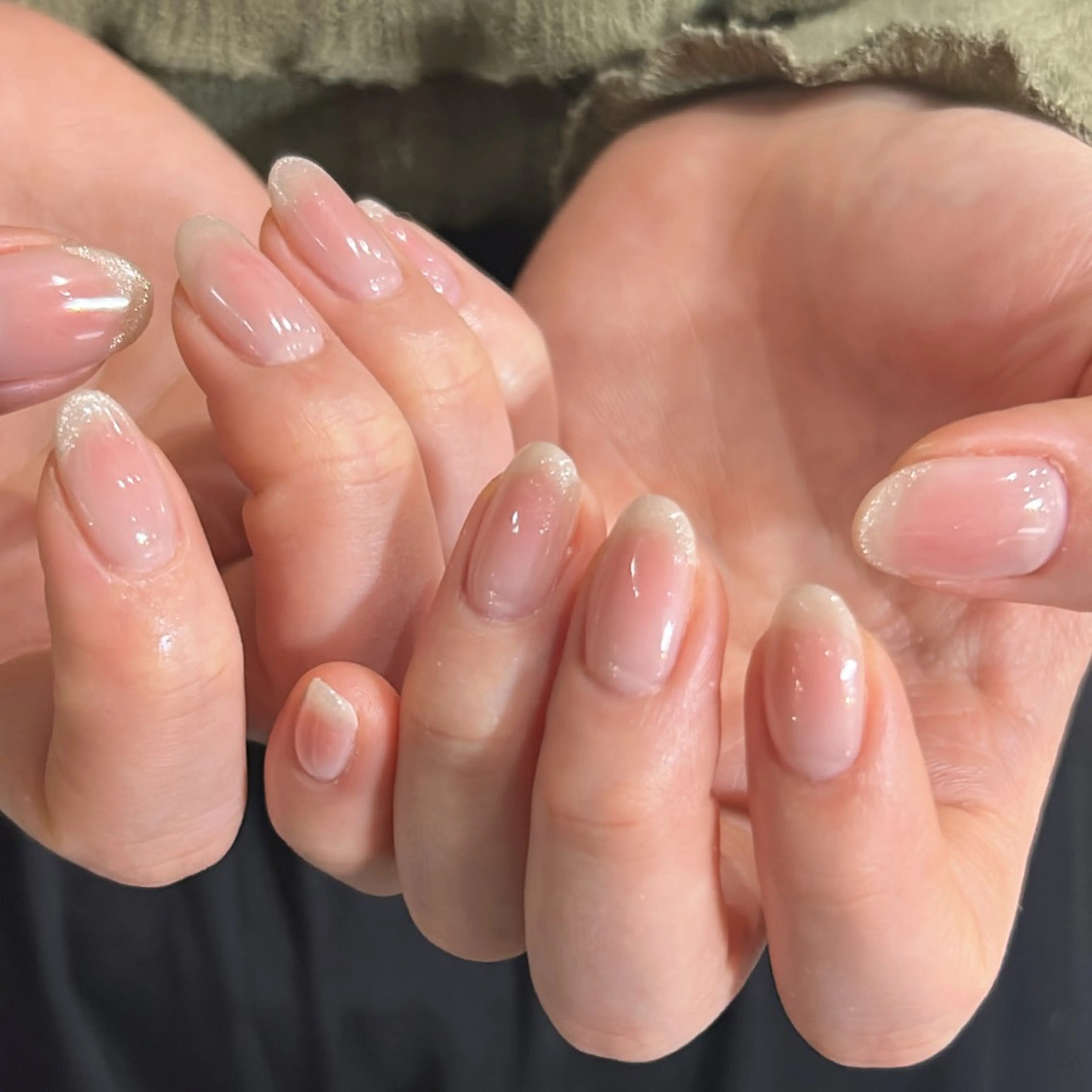 ネイル チークネイル Etel atelier.のネイルデザイン