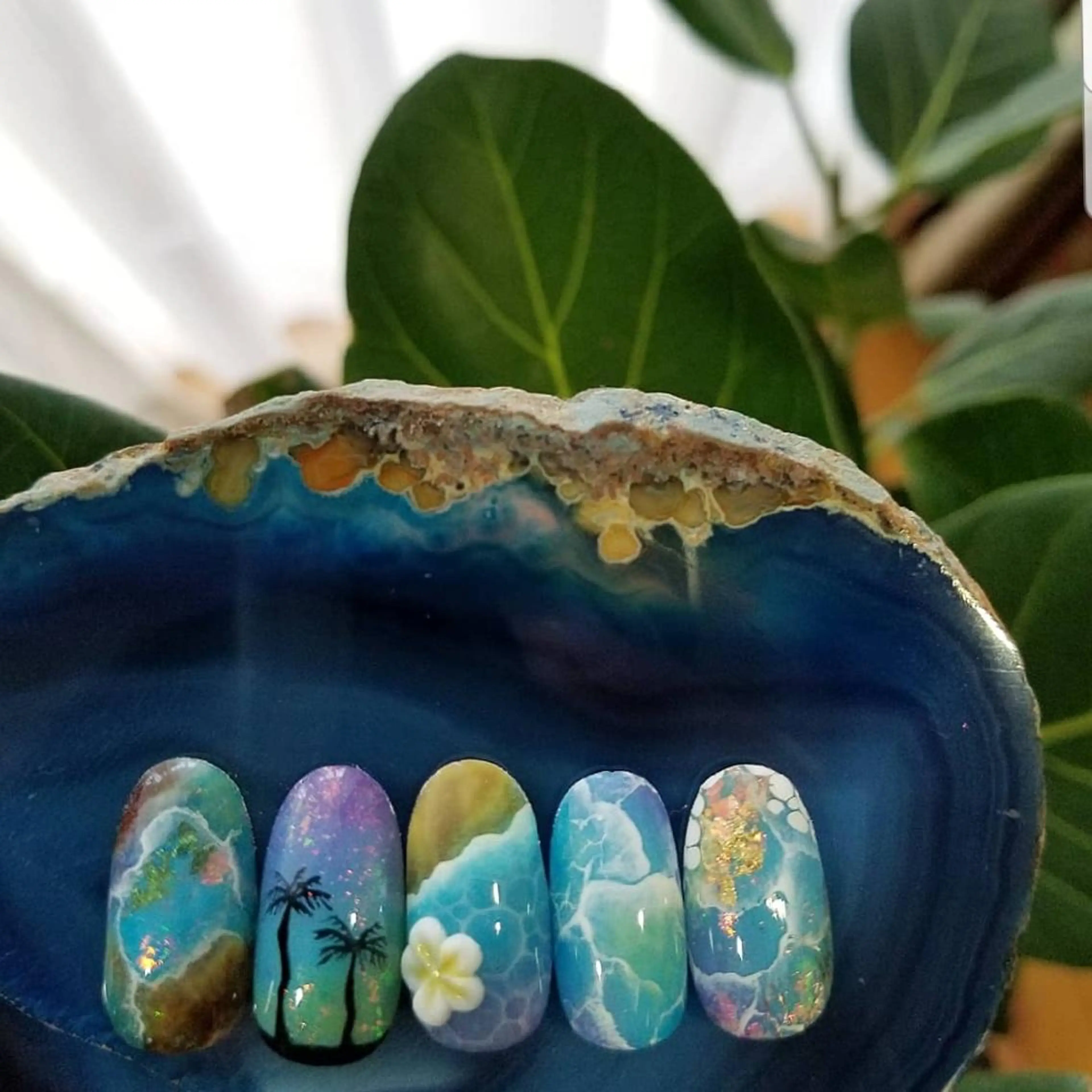 ネイル joie ange難波店所属・田邊 早也香のネイルデザイン