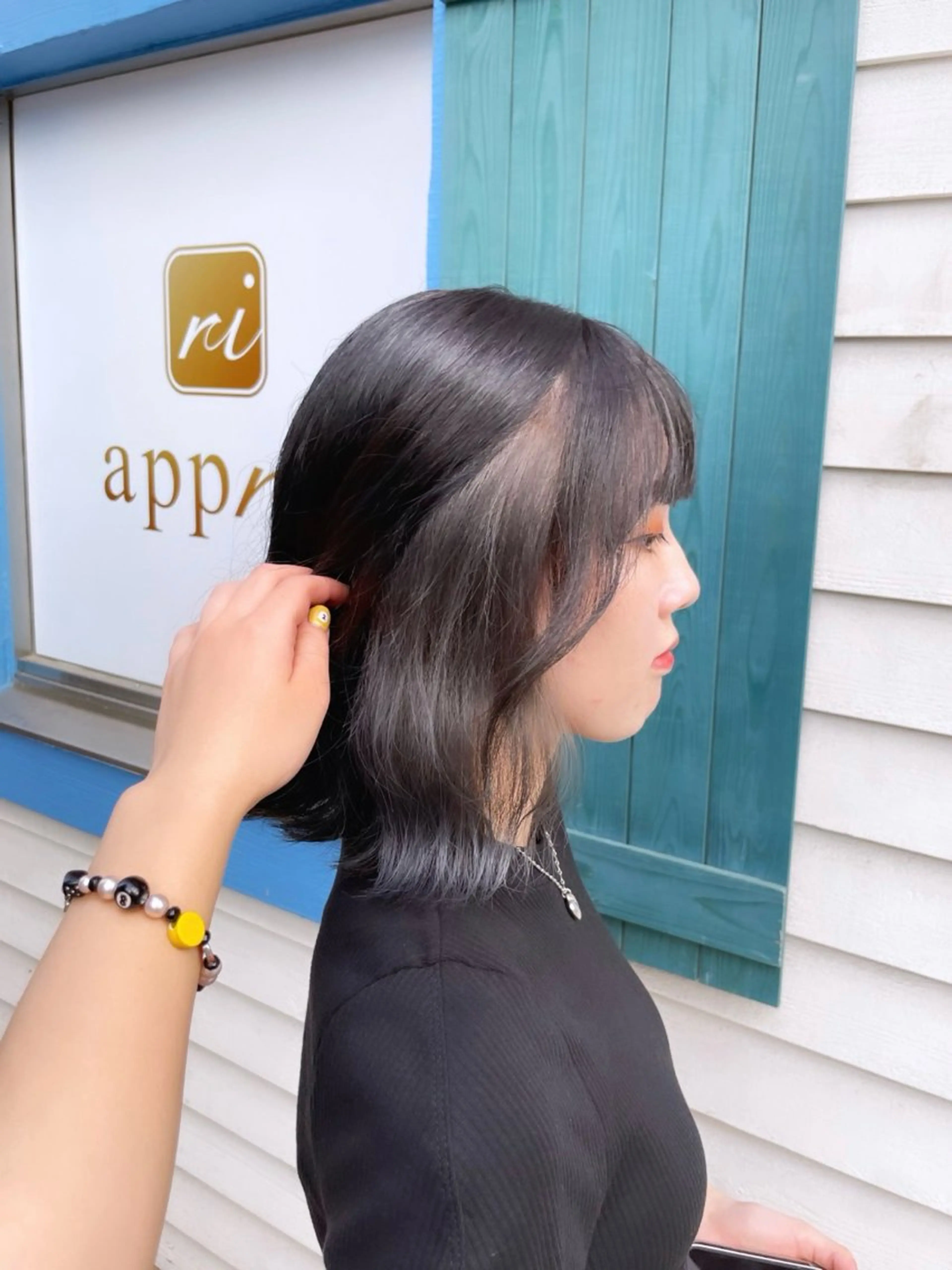ミディアム カラー ヘアアレンジ ブリーチ インナーカラー 艶髪/髪質改善/ 松村きさらのヘアスタイル