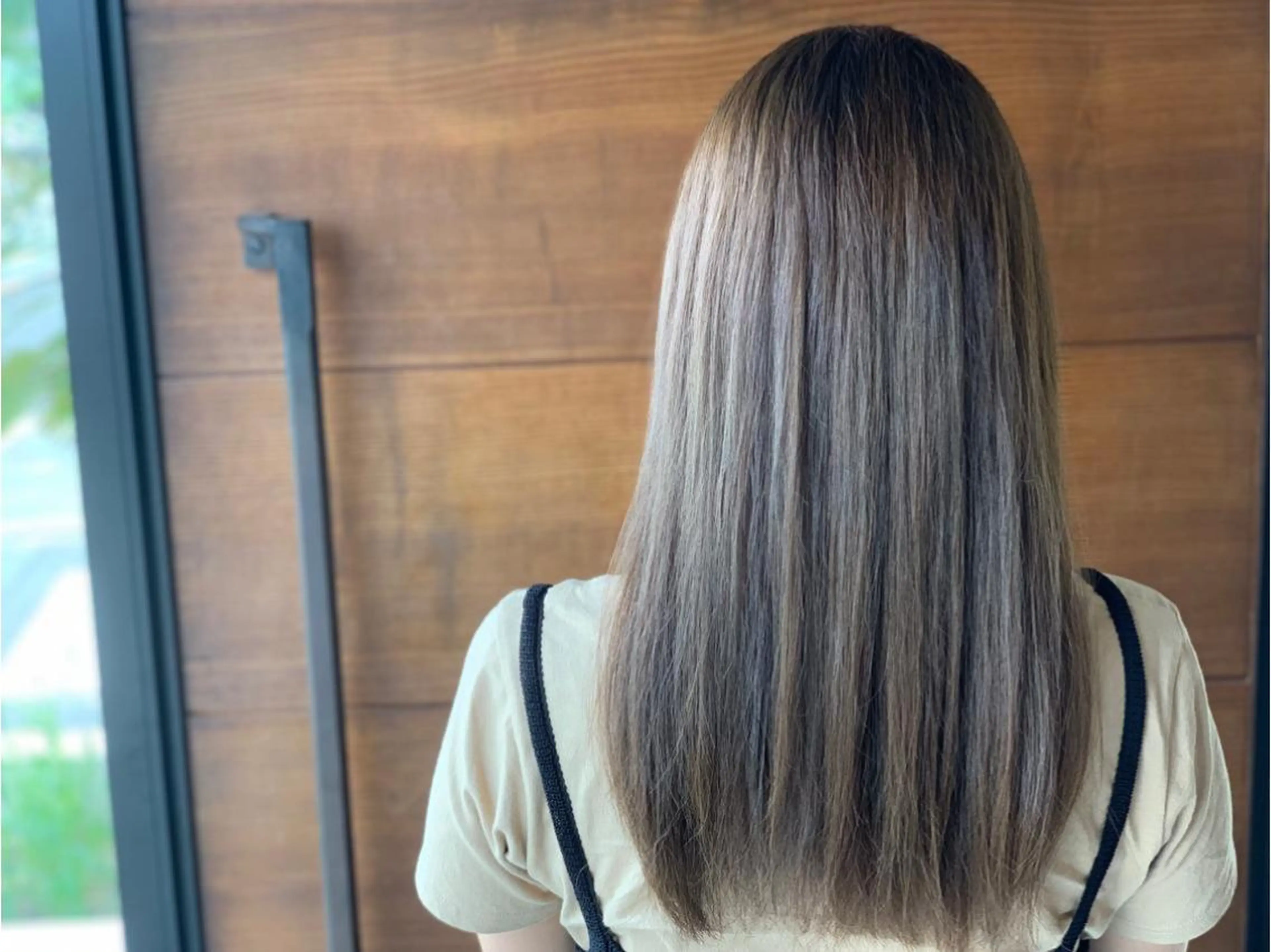 セミロング 悠 亜のマツエク・マツパデザイン