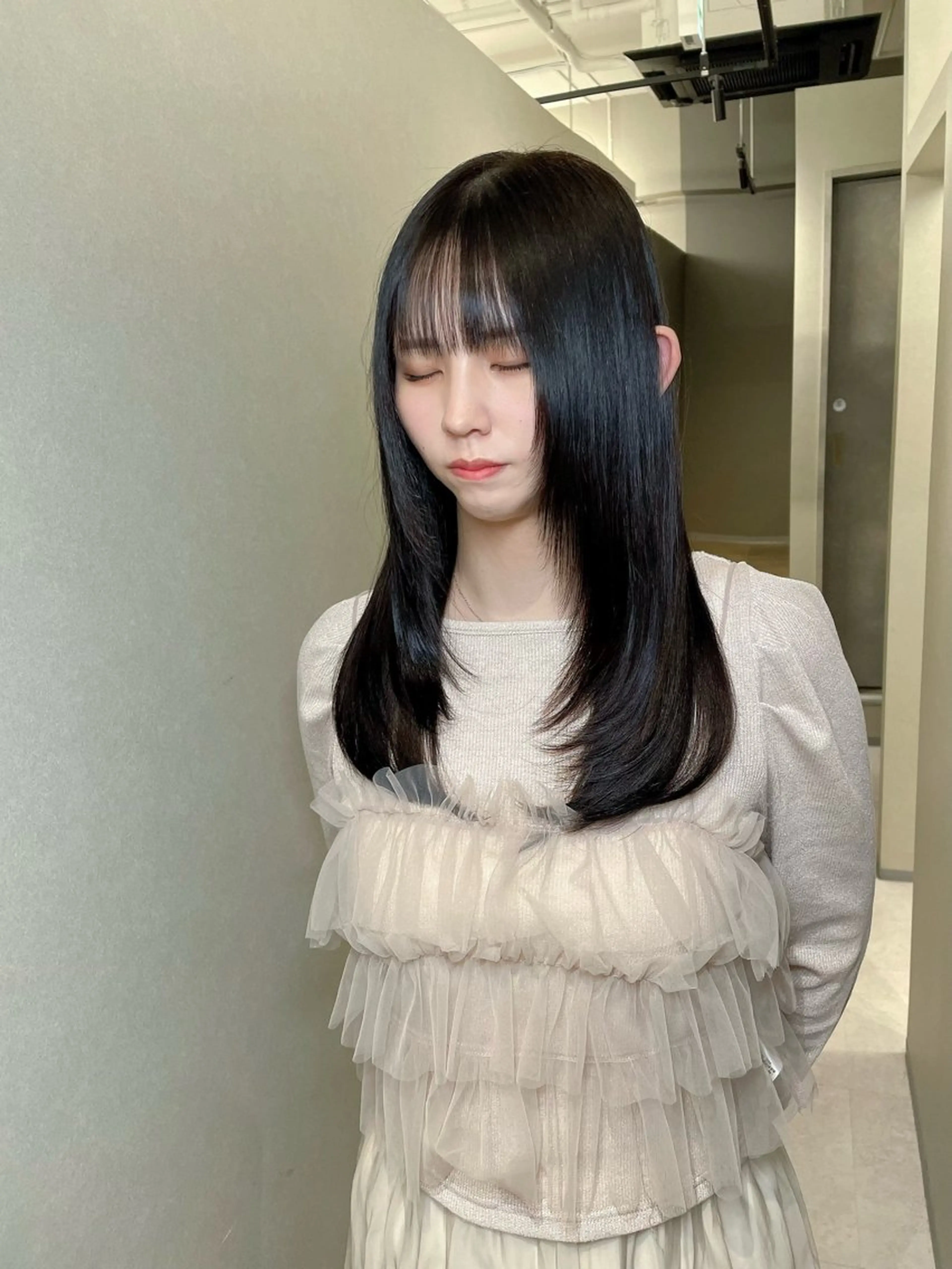 セミロング カラー くせ毛 髪質改善 カット ヘアカラー トリートメント ヘアセット BOOTH share saron所属・今井 勝也のヘアスタイル