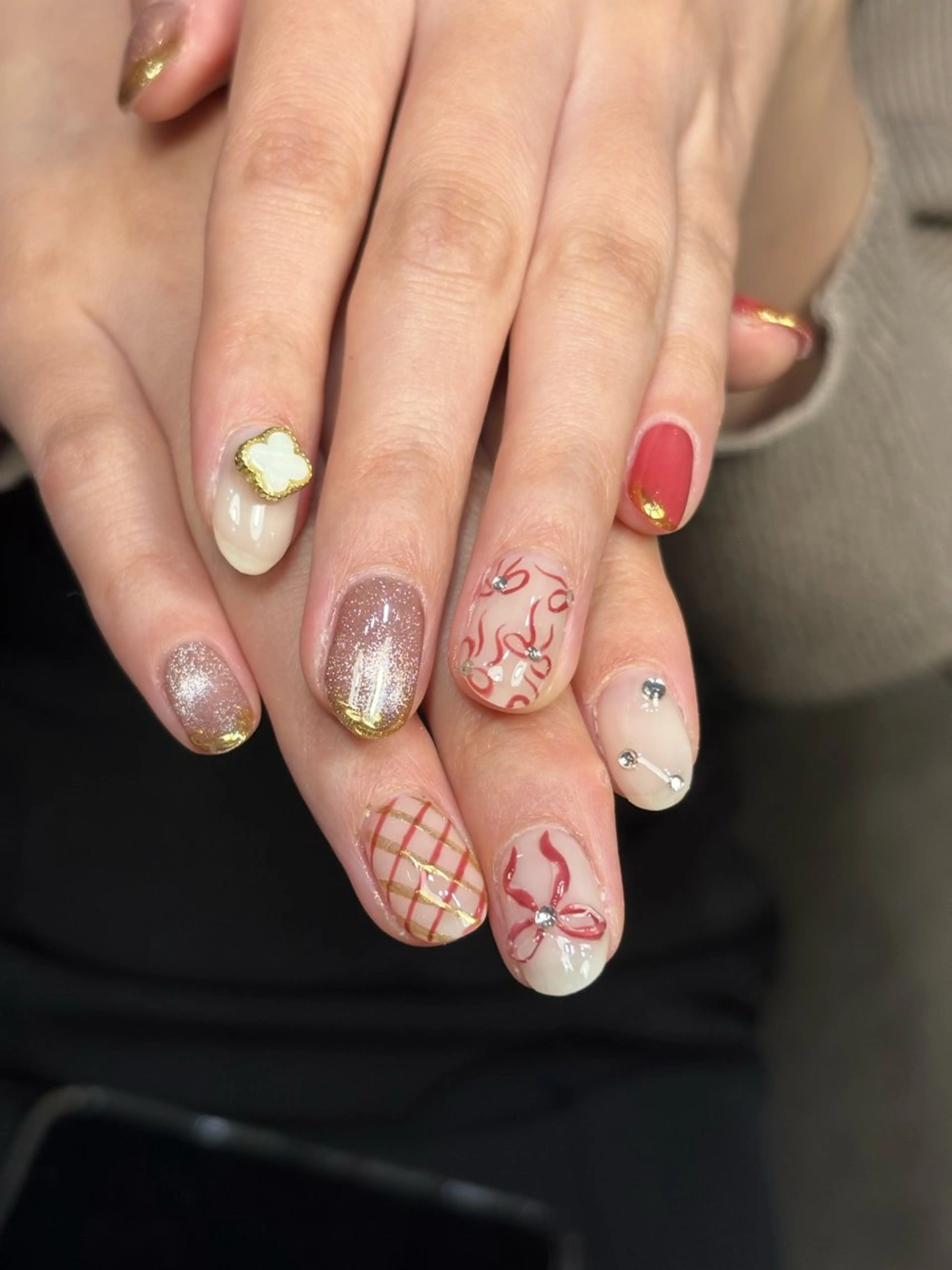 ネイル アートネイル ハンドネイル 祇園 彩寧のネイルデザイン