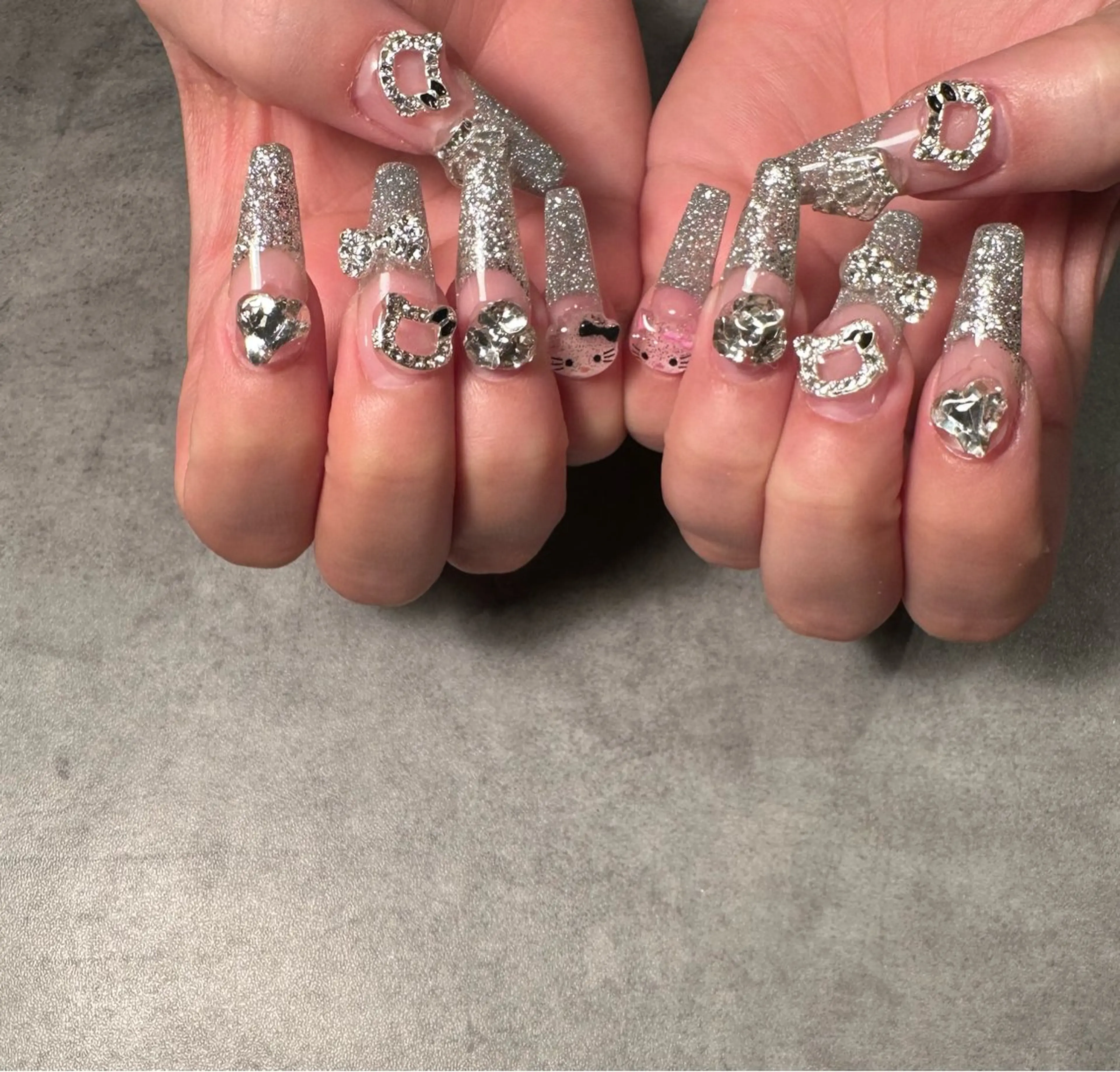 ネイル ハンドネイル i.Rily. Okamotoのネイルデザイン