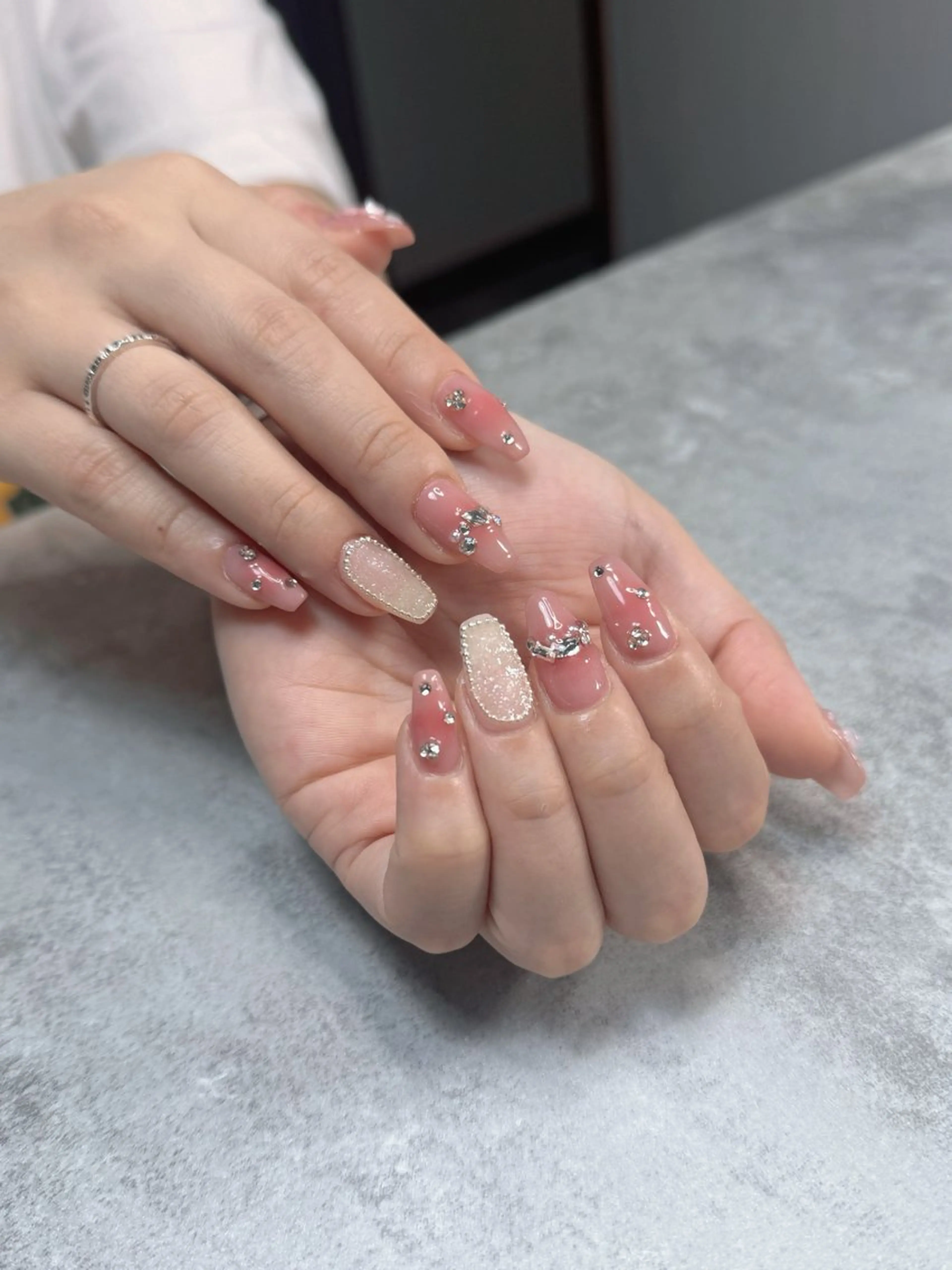 ネイル チークネイル フレンチネイル ジェルネイル ロングネイル マグネットネイル nail sideraのネイルデザイン